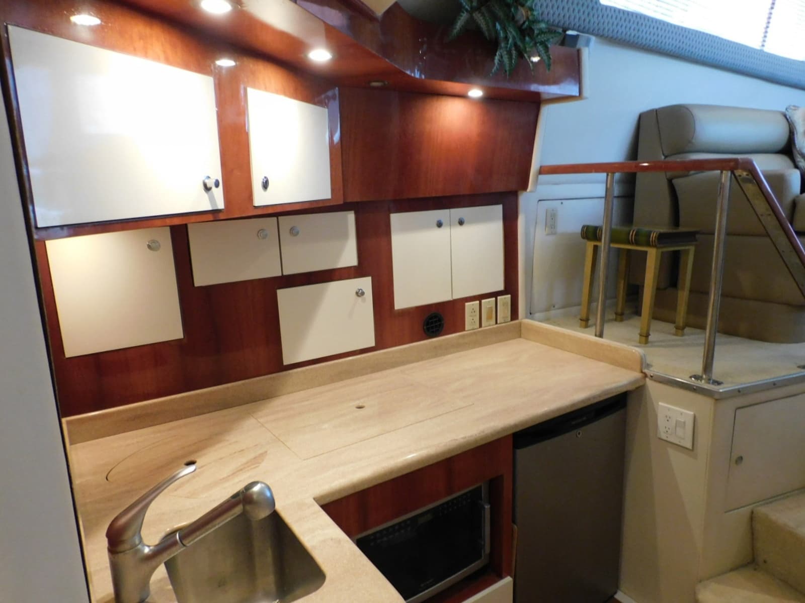 1987 Sea Ray 460 Convertible