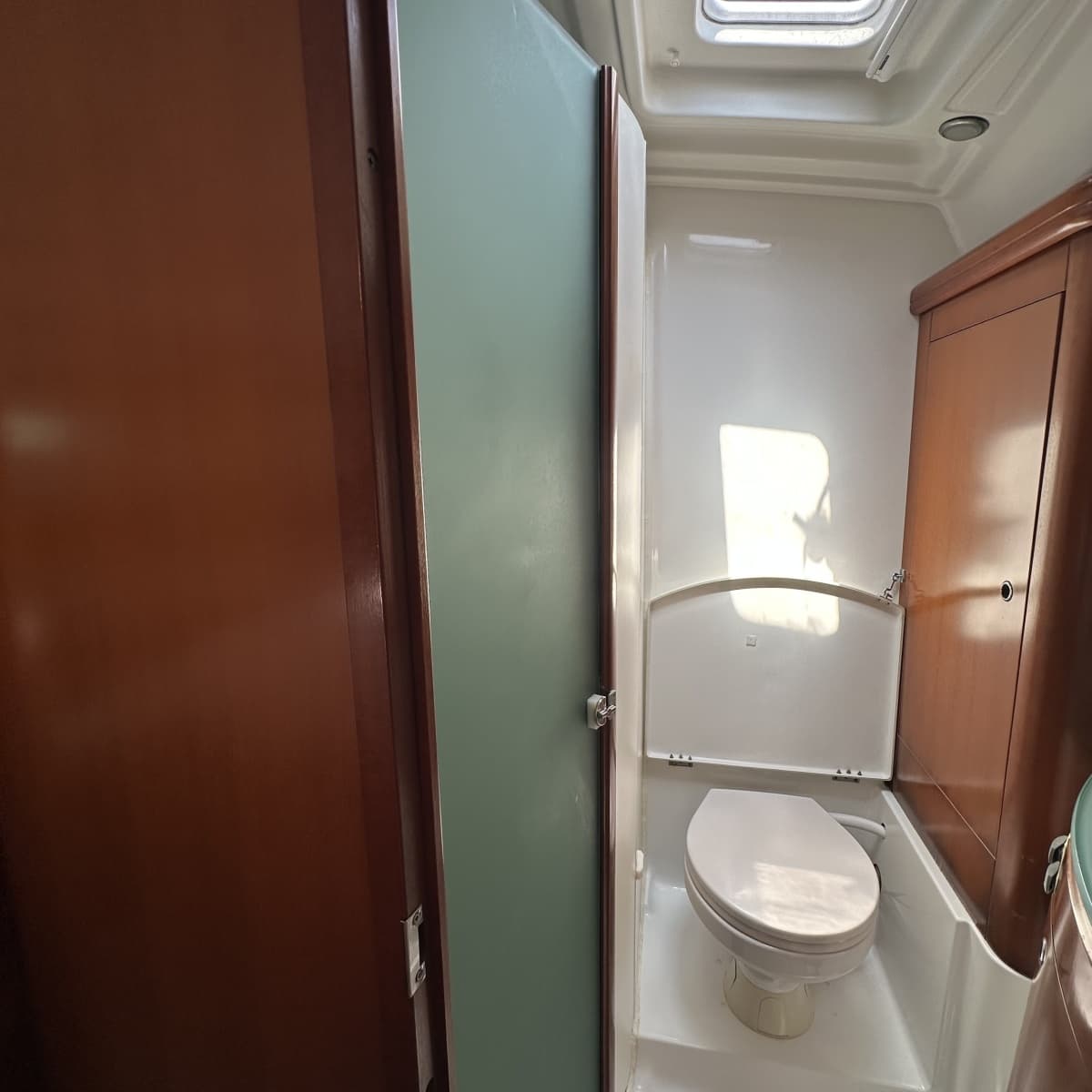 2006 Beneteau 523