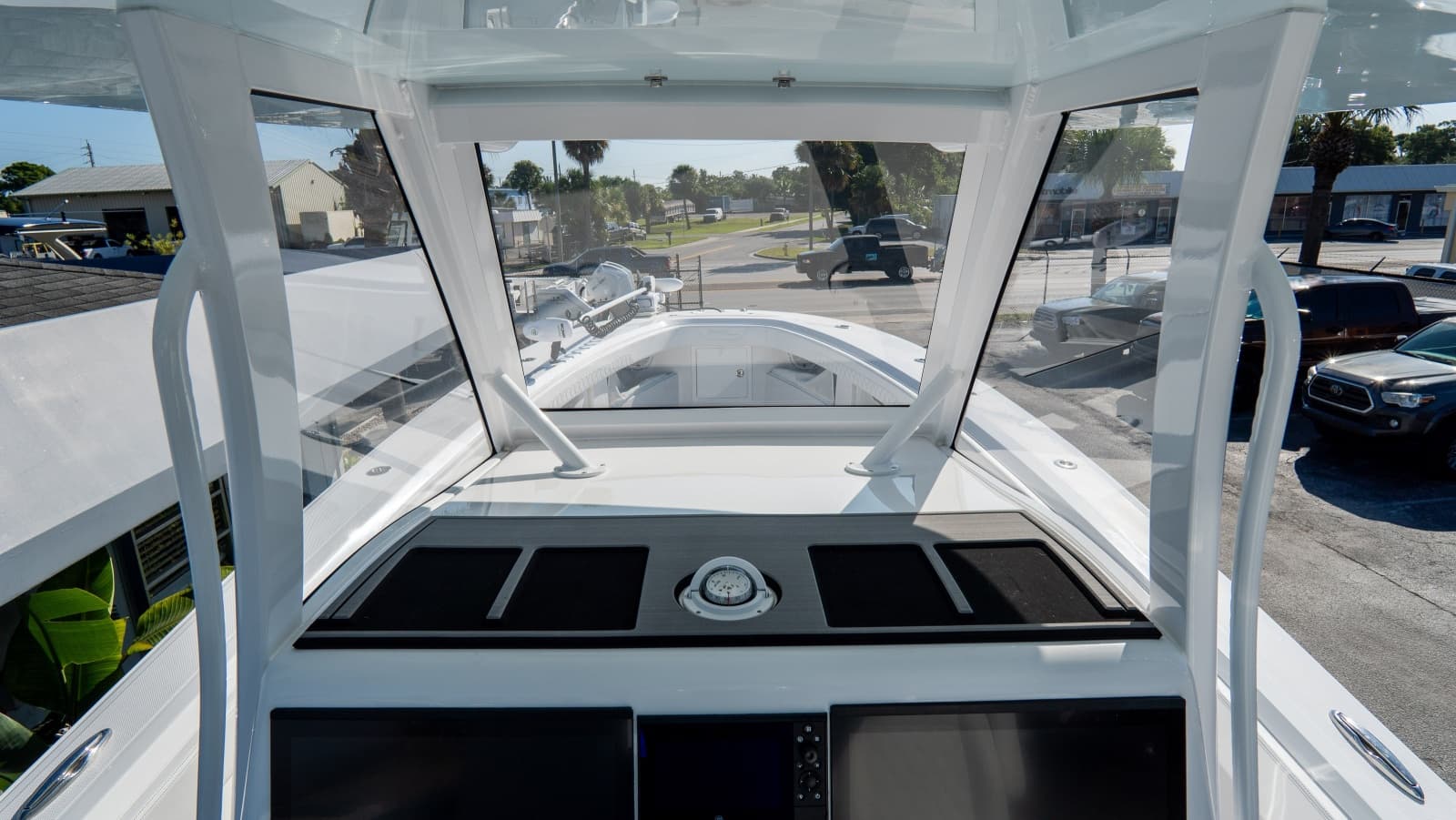 2025 Front Runner 36 CC