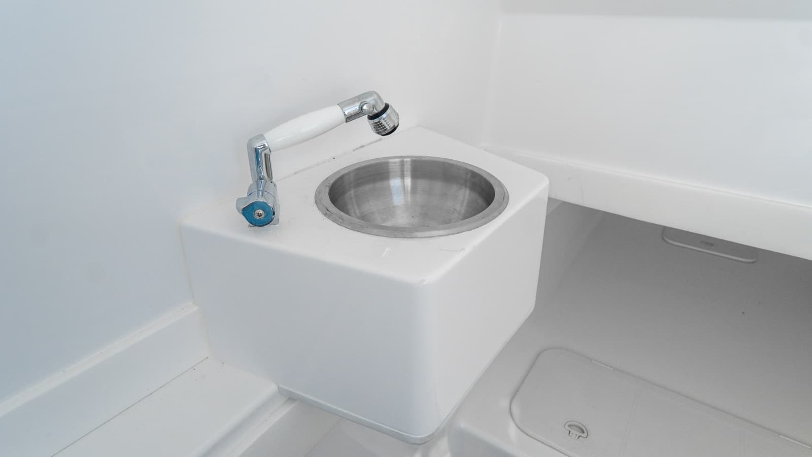 2025 Front Runner 36 CC