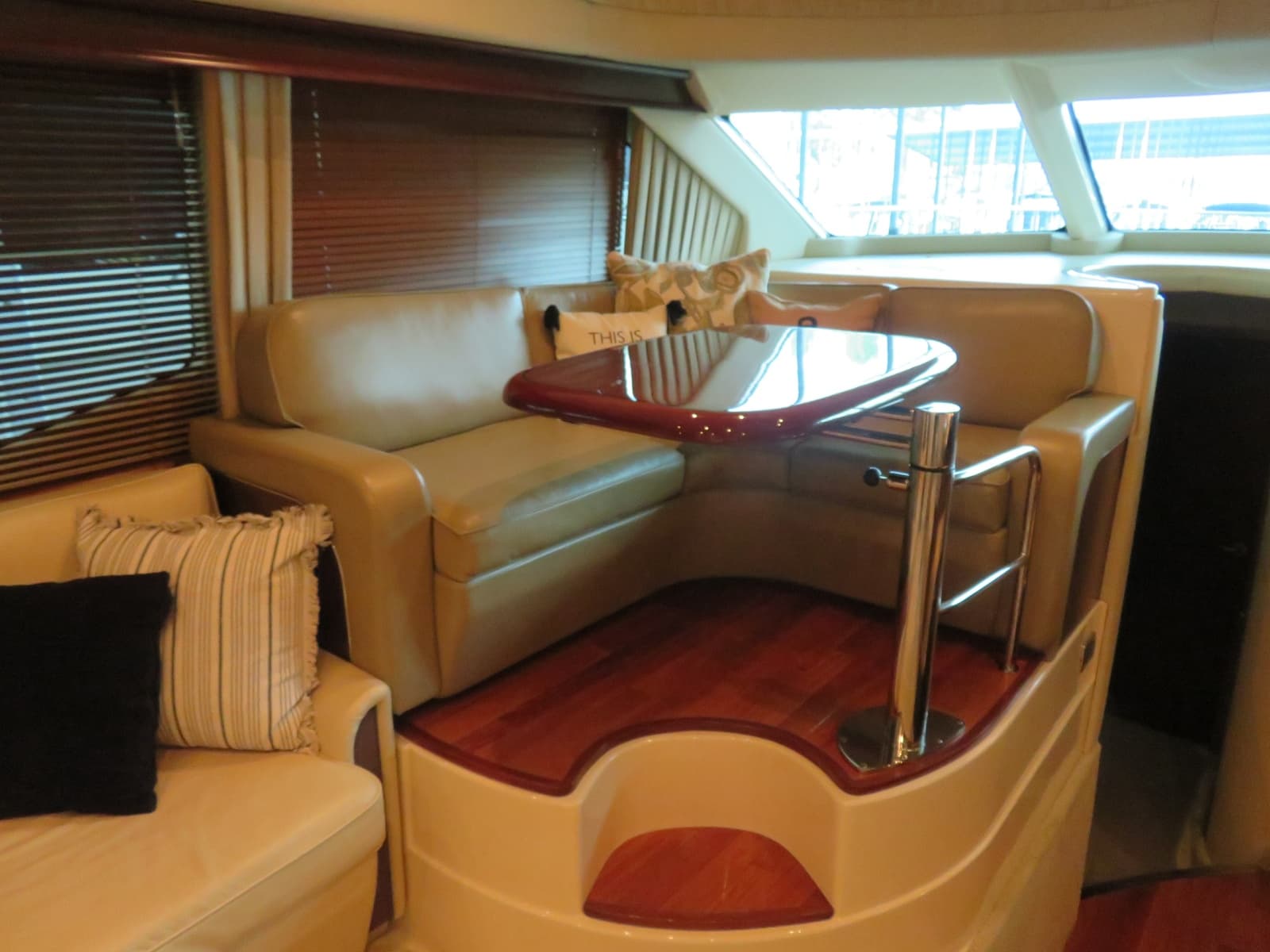 2007 Sea Ray 44 Sedan Bridge