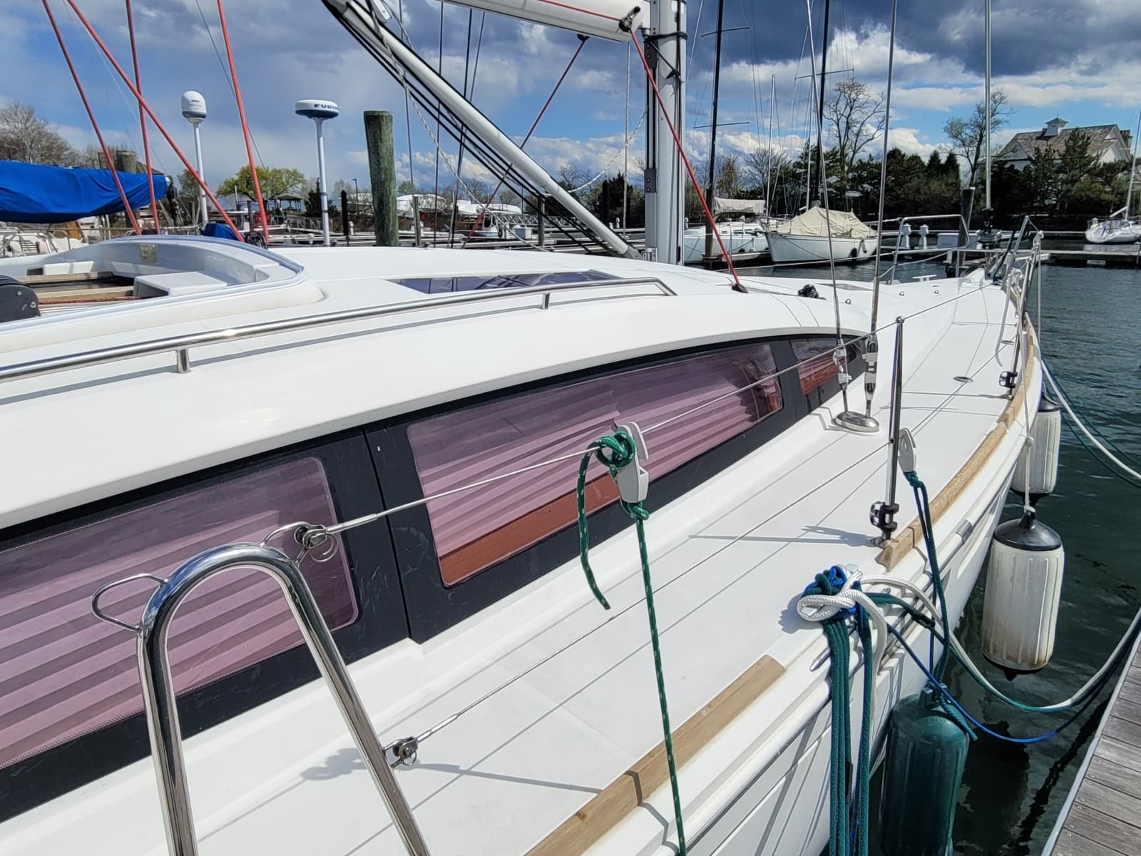 2017 Jeanneau Sun Odyssey 44 DS