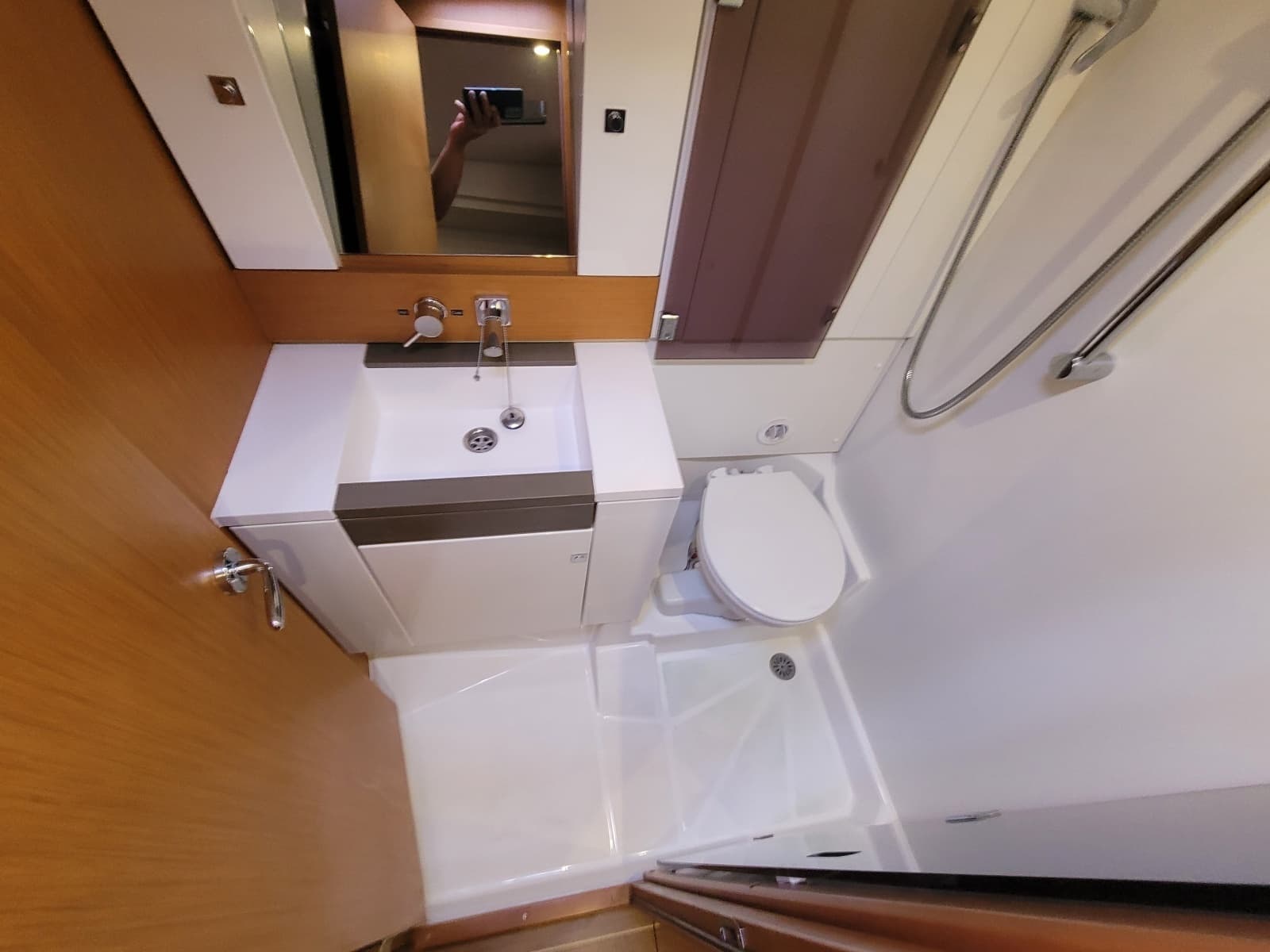 2017 Jeanneau Sun Odyssey 44 DS - Photo 39