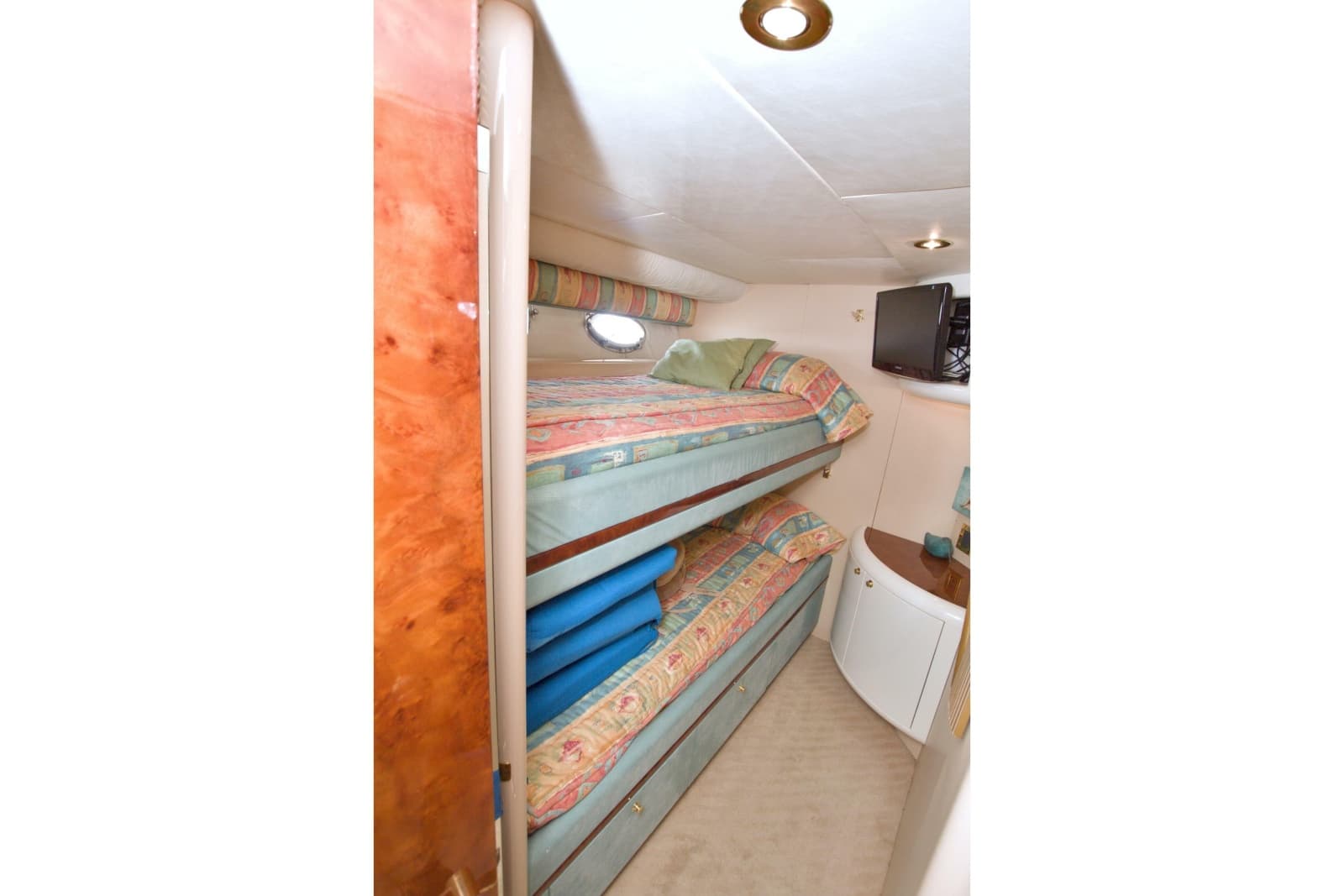 1998 Lazzara Yachts 76 Skylounge Grand Salon - Photo 99
