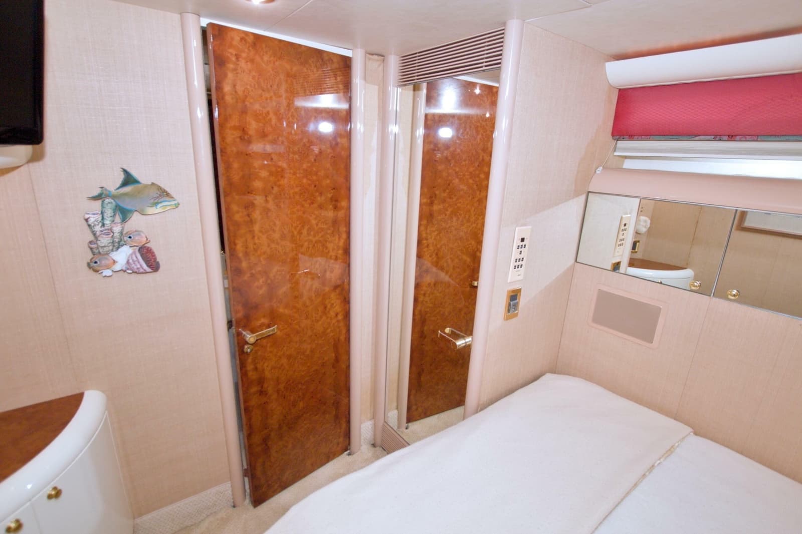 1998 Lazzara Yachts 76 Skylounge Grand Salon - Photo 42