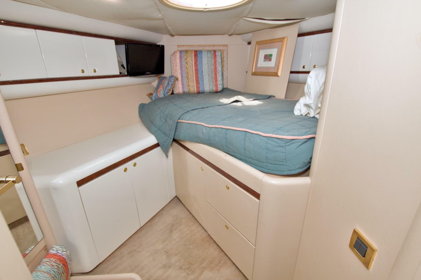 1998 Lazzara Yachts 76 Skylounge Grand Salon - Photo 95