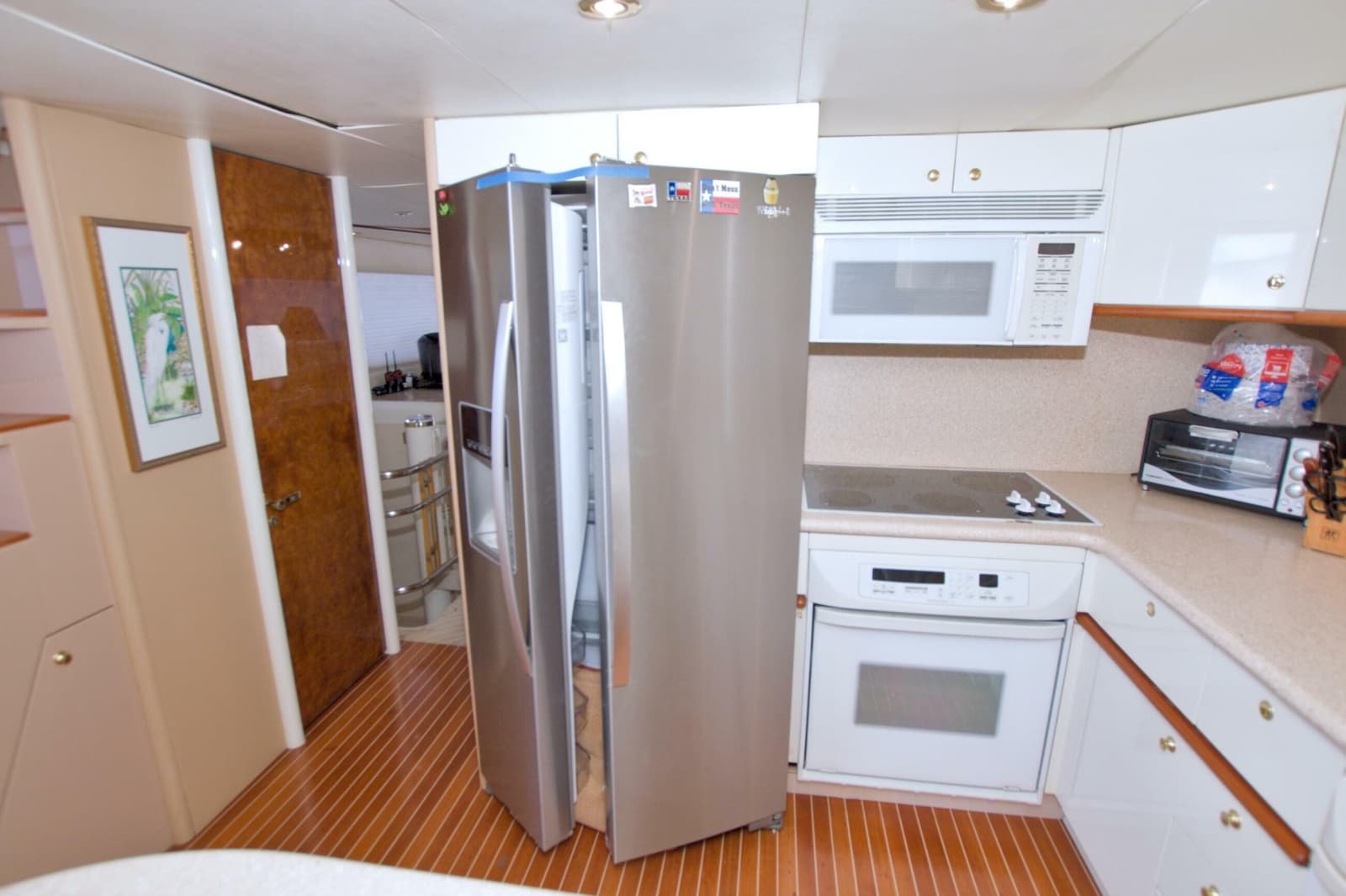 1998 Lazzara Yachts 76 Skylounge Grand Salon - Photo 49