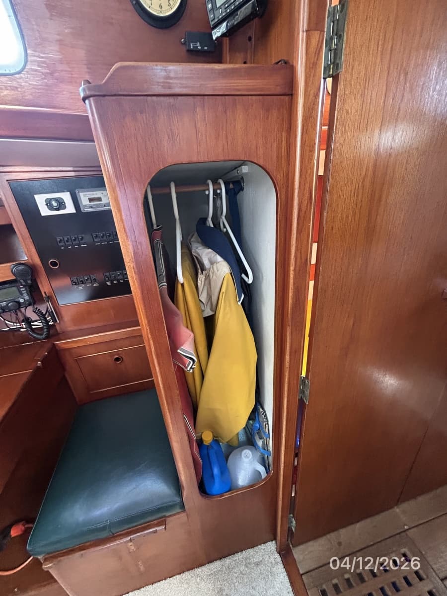 41' Rival salon starboard aft hanging locker