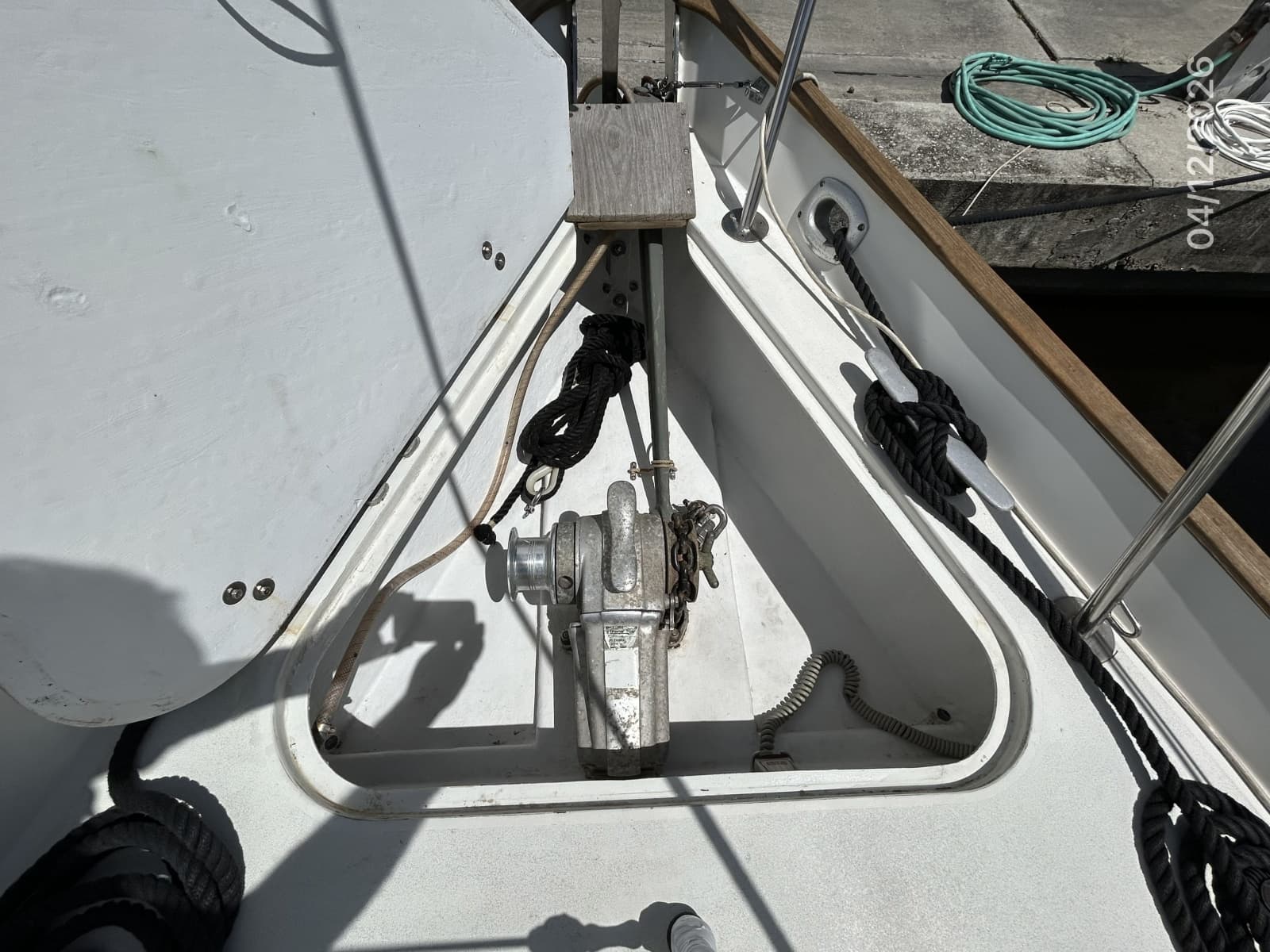 41' Rival anchor windlass