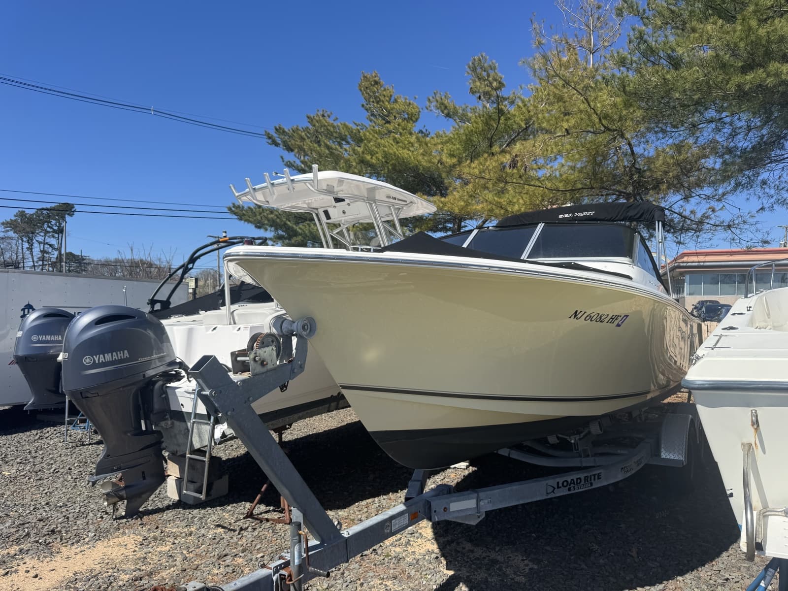 2013 Sea Hunt Escape 234 LE