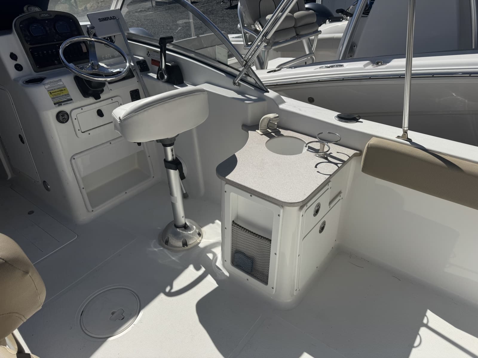 2013 Sea Hunt Escape 234 LE