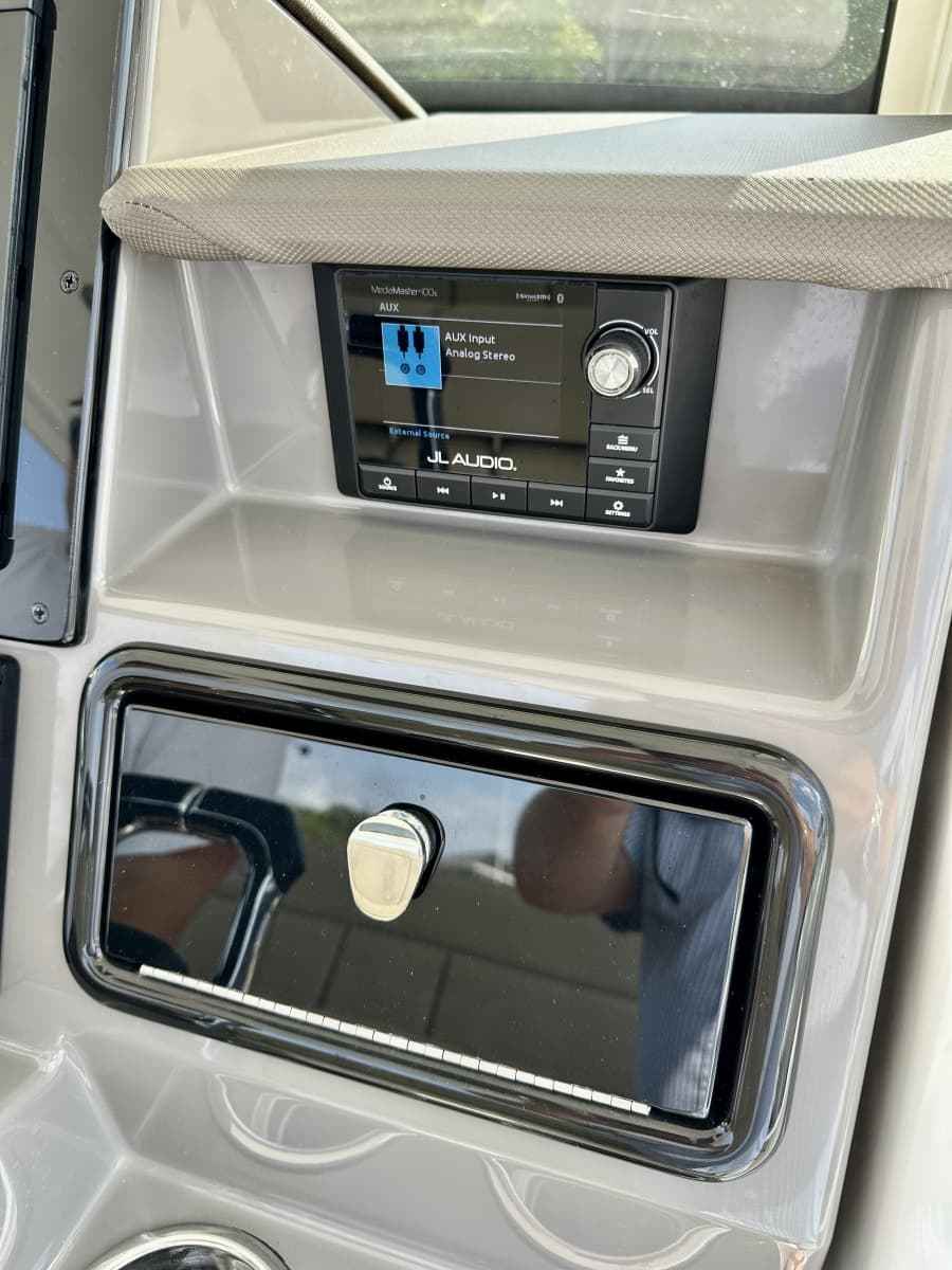 2019 Pursuit S288 CC - Photo 13