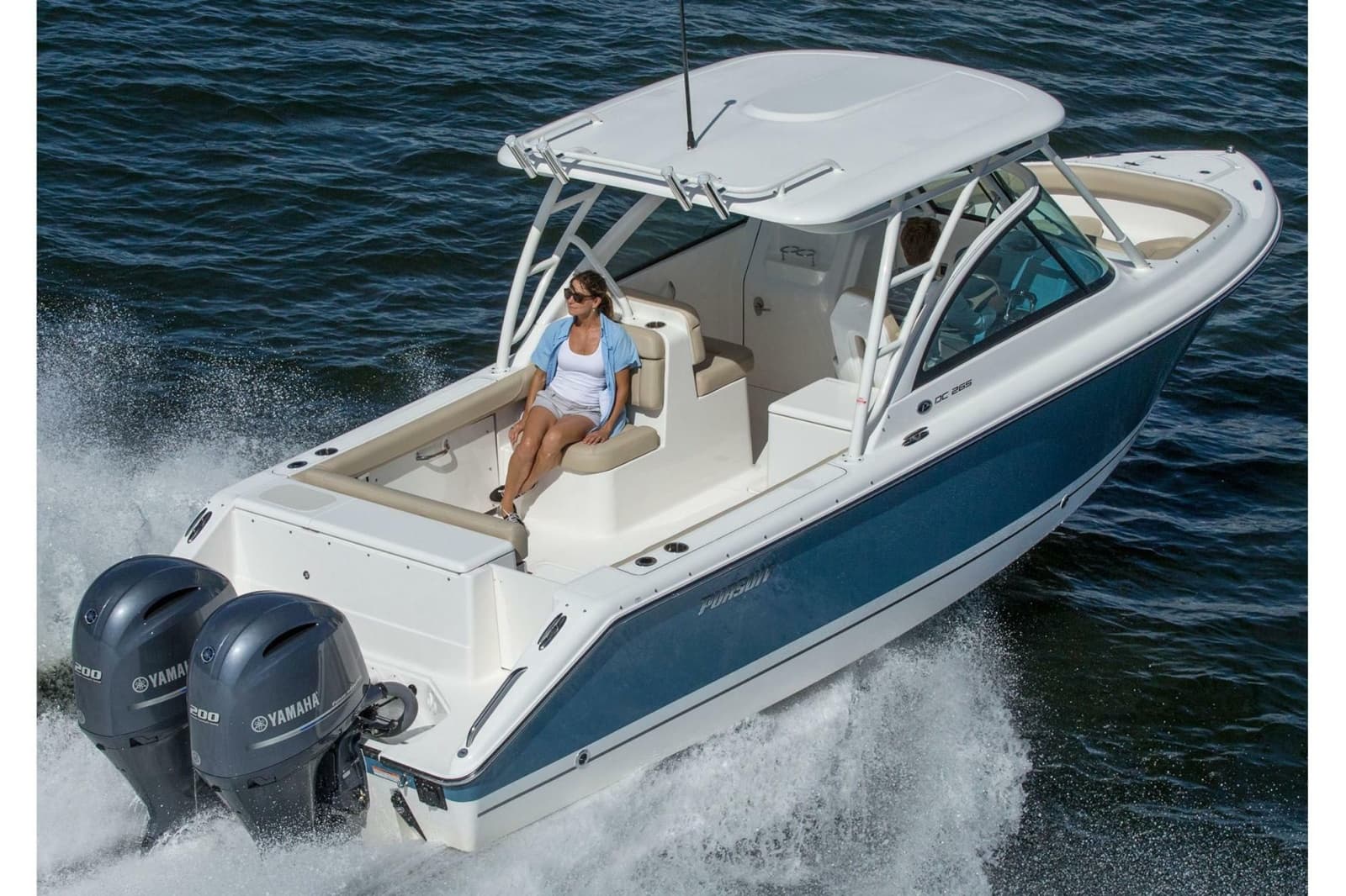 2016 Pursuit DC 265 Dual Console