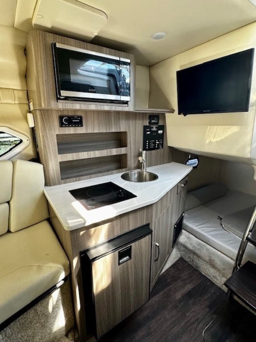 2022 Regal 26XO - Photo 17