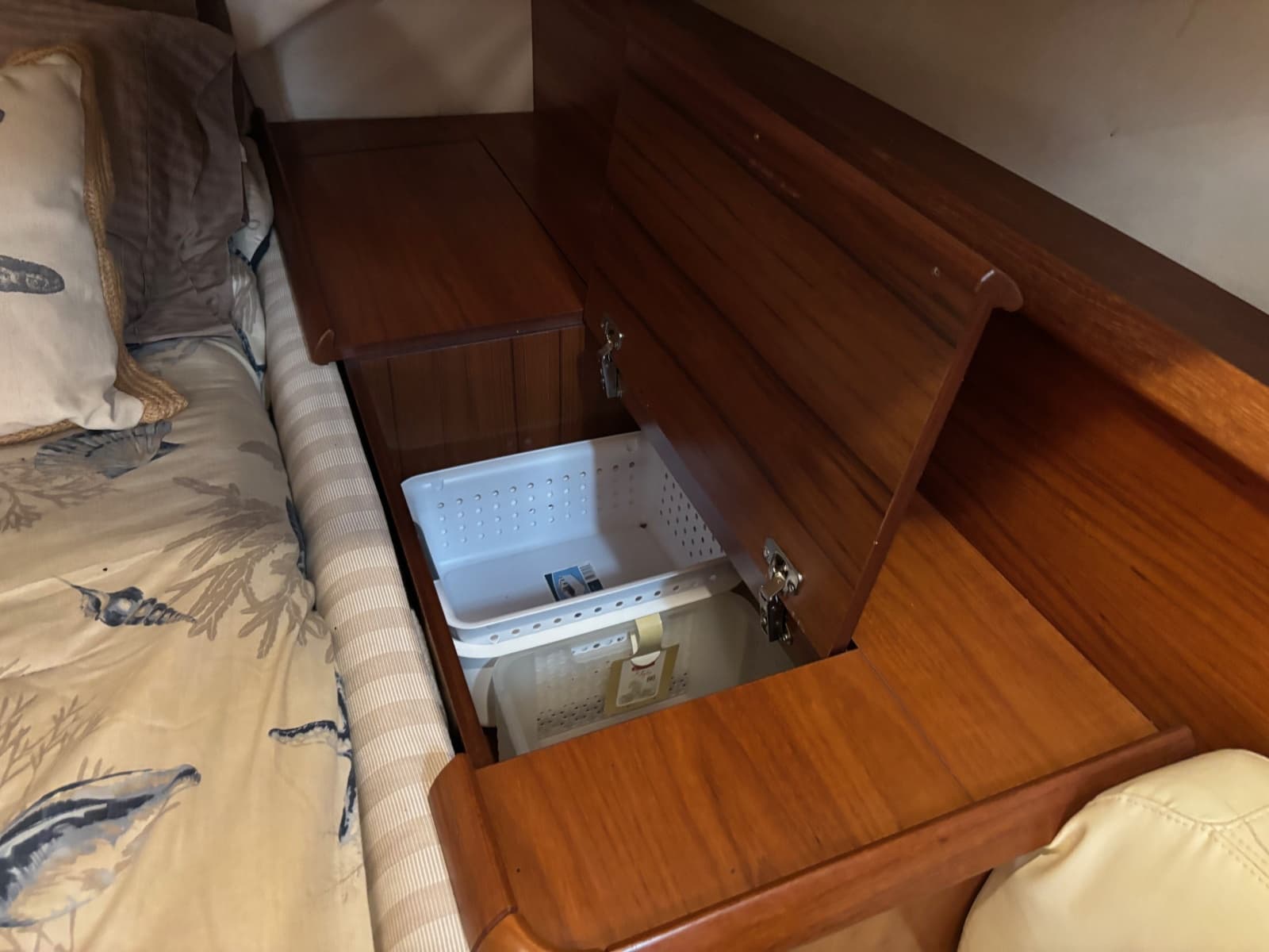 2003 Jeanneau Sun Odyssey 43DS - Photo 53