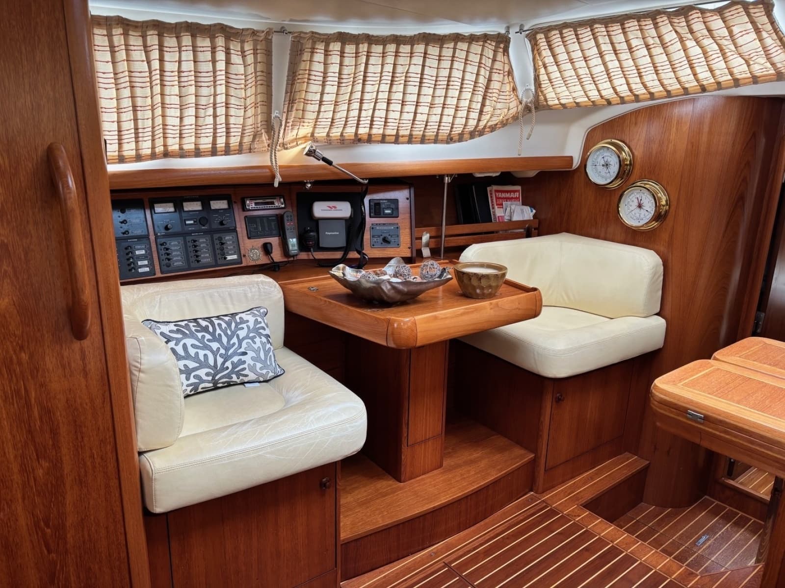 2003 Jeanneau Sun Odyssey 43DS - Photo 37