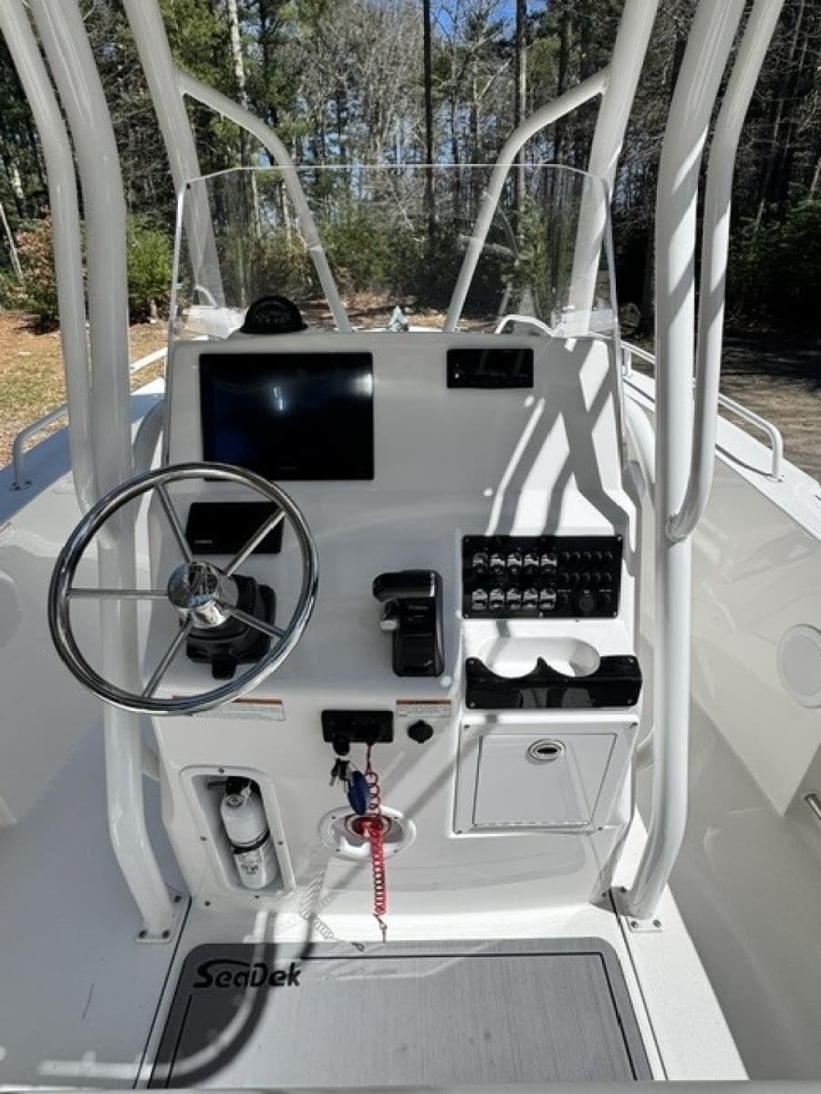 2021 Edgewater 208 CC