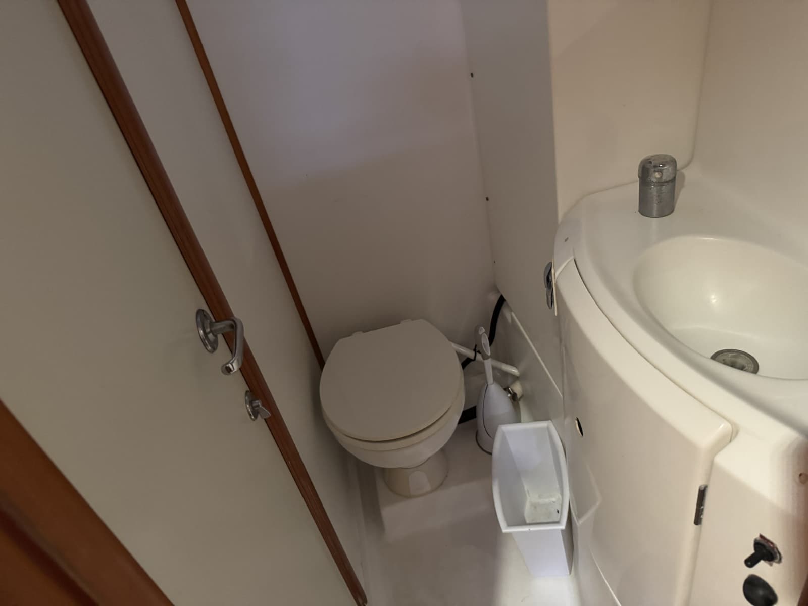 2004 Lagoon 410 S2 - Photo 22