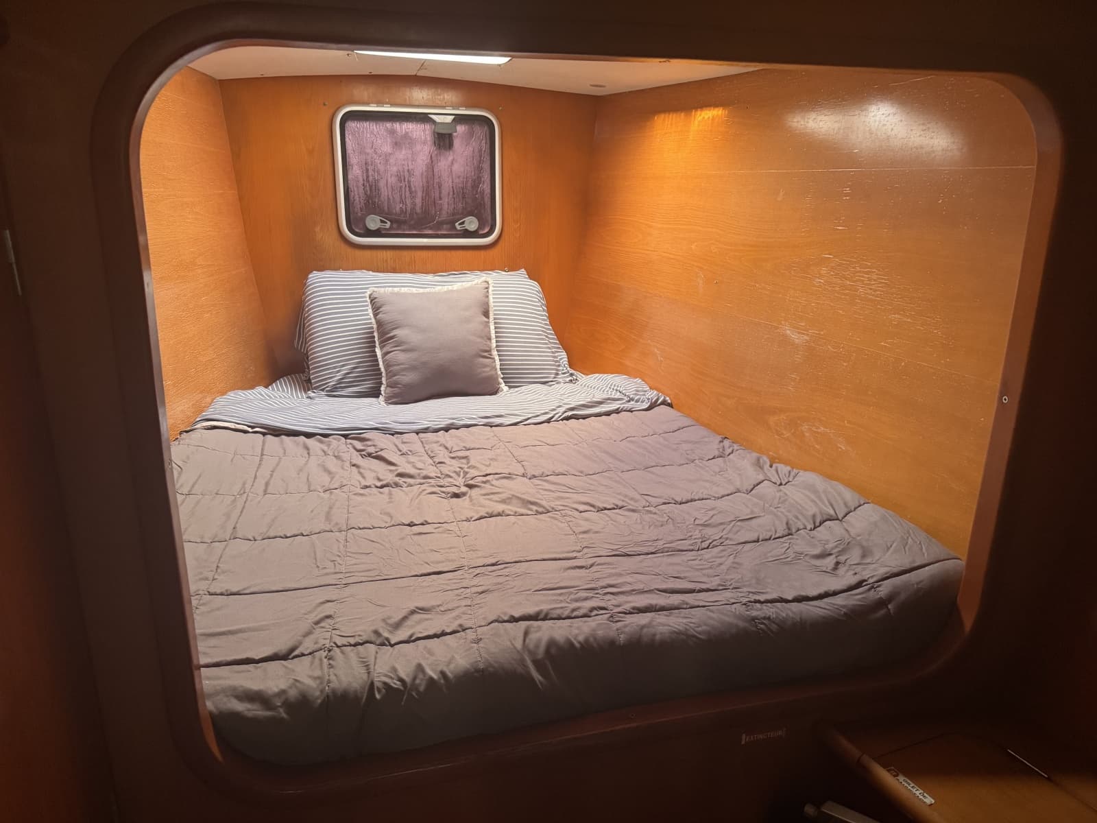 2004 Lagoon 410 S2 - Photo 14