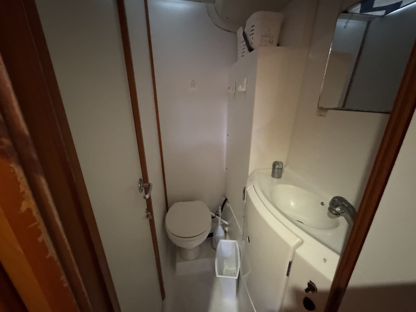 2004 Lagoon 410 S2 - Photo 21