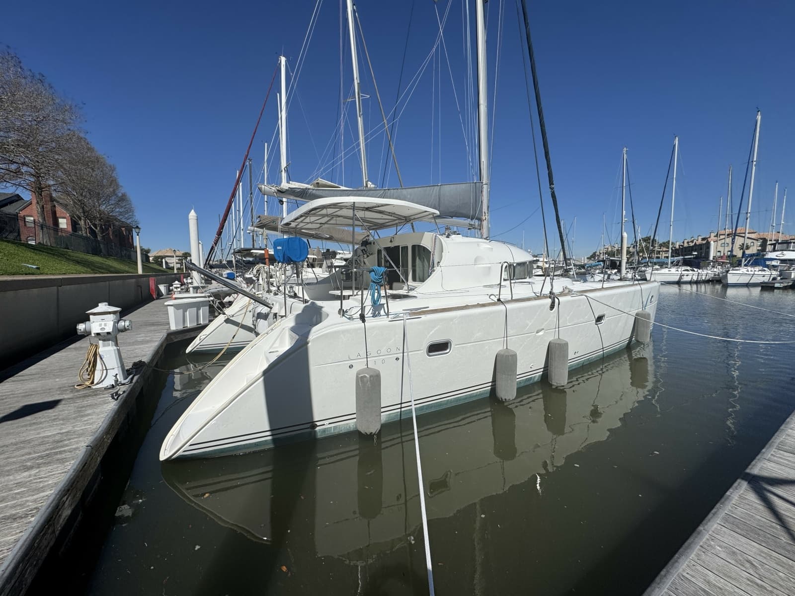 2004 Lagoon 410 S2 - Photo 1