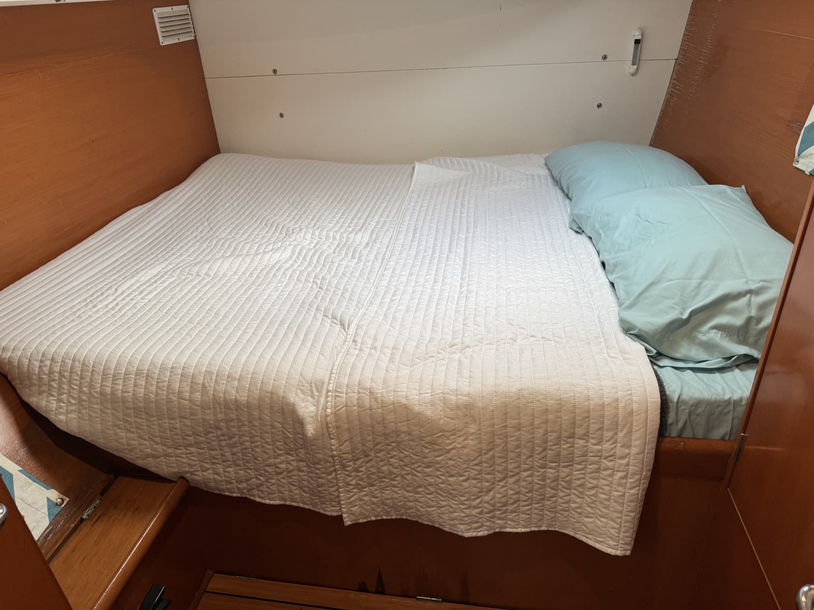 2004 Lagoon 410 S2 - Photo 13