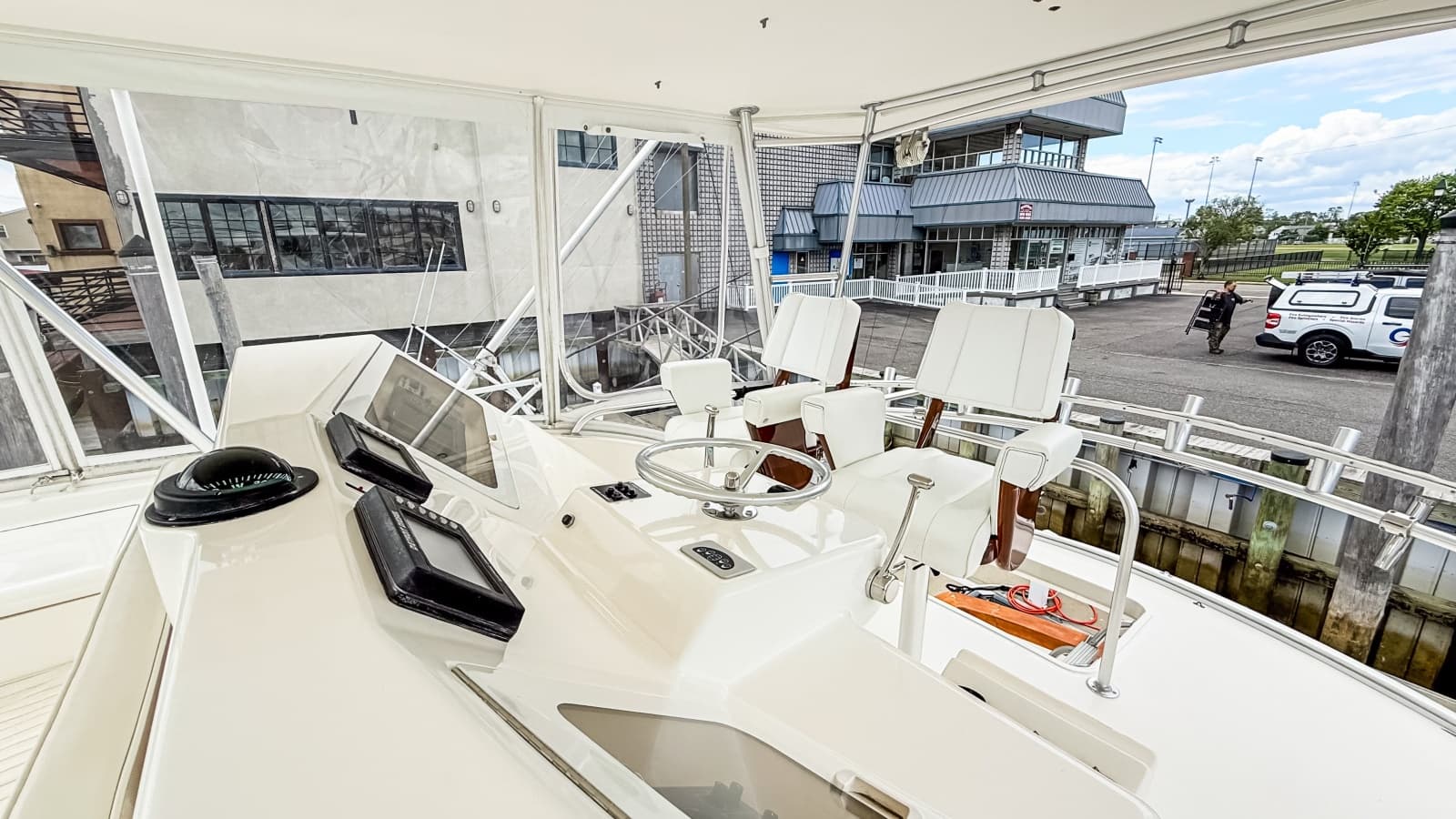 2004 Ocean Yachts 50 Super Sport - Photo 14