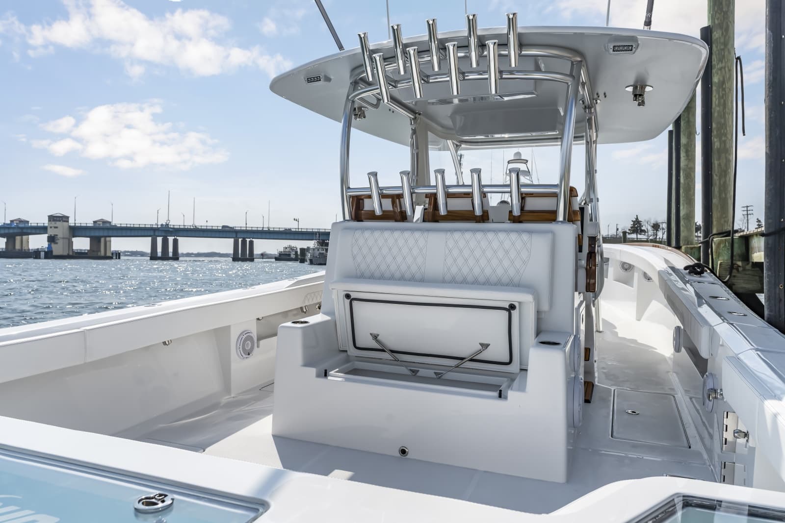 2026 Front Runner 39 Center Console - Photo 29