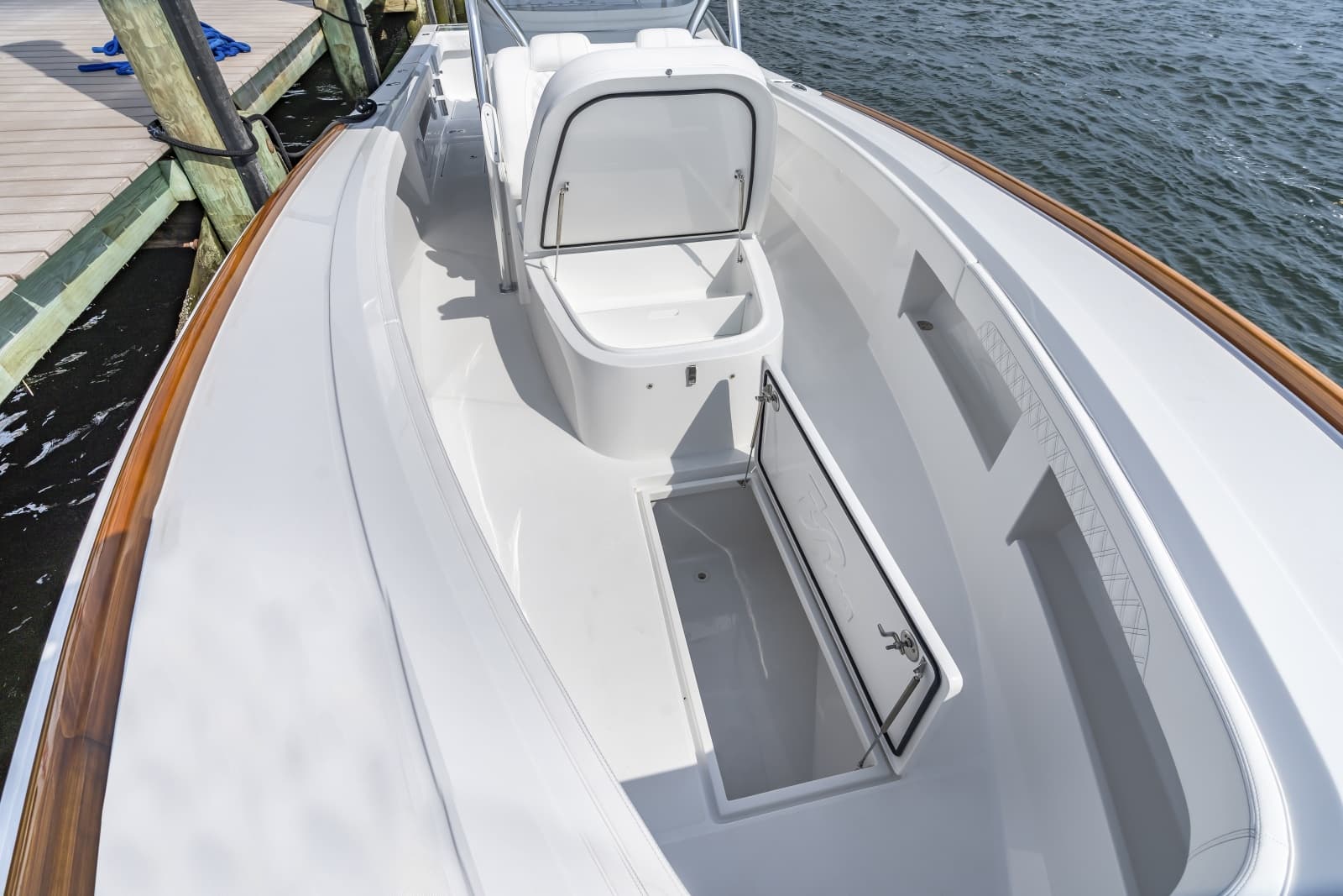 2026 Front Runner 39 Center Console - Photo 61