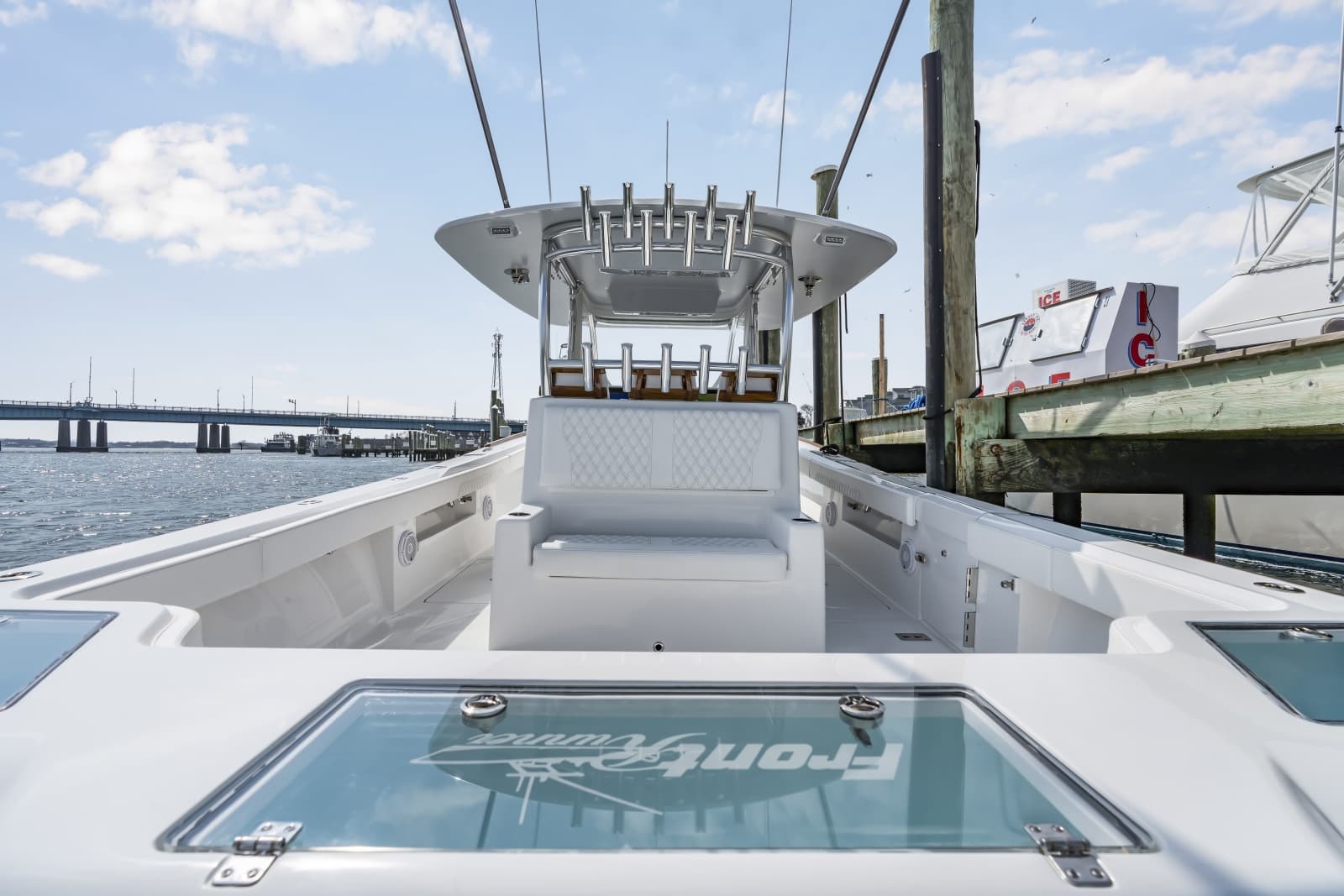 2026 Front Runner 39 Center Console - Photo 28