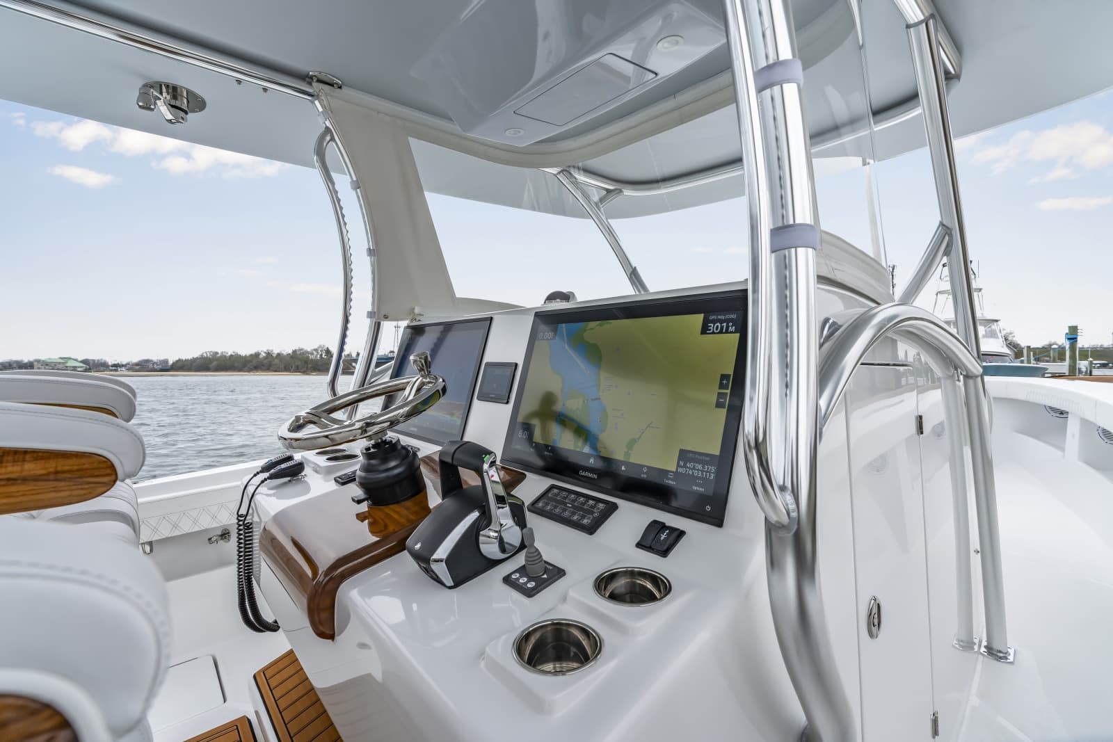 2026 Front Runner 39 Center Console - Photo 44