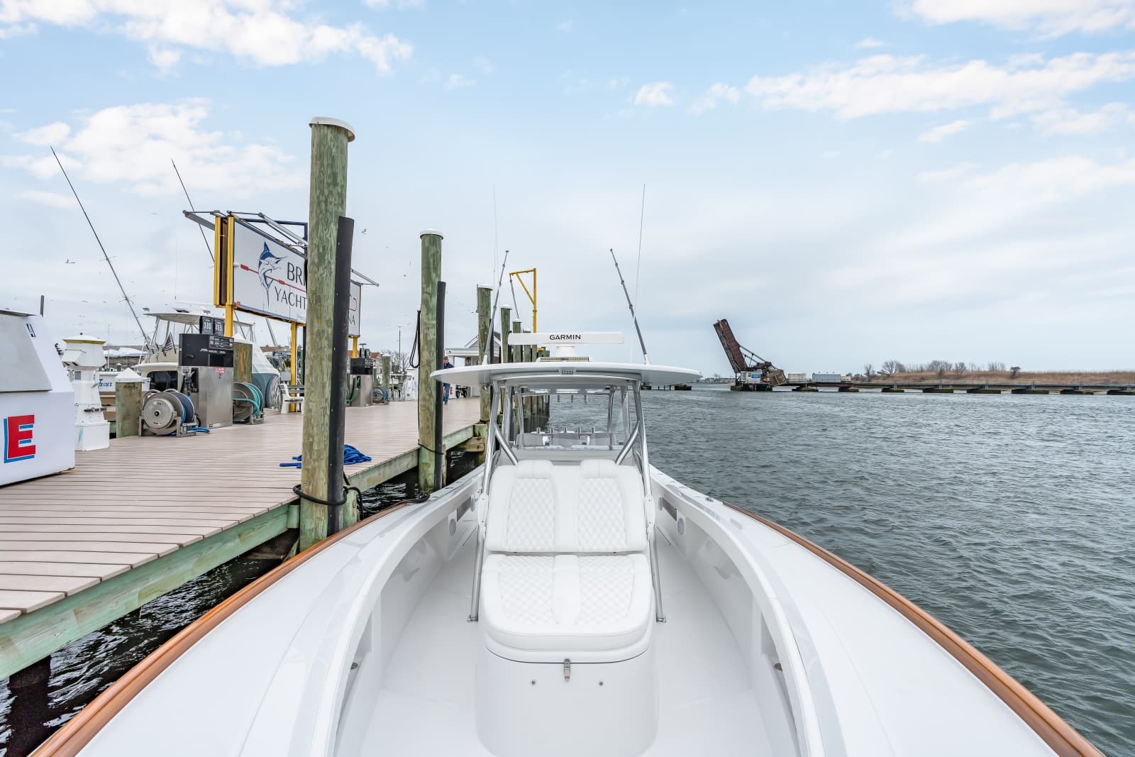2026 Front Runner 39 Center Console - Photo 58