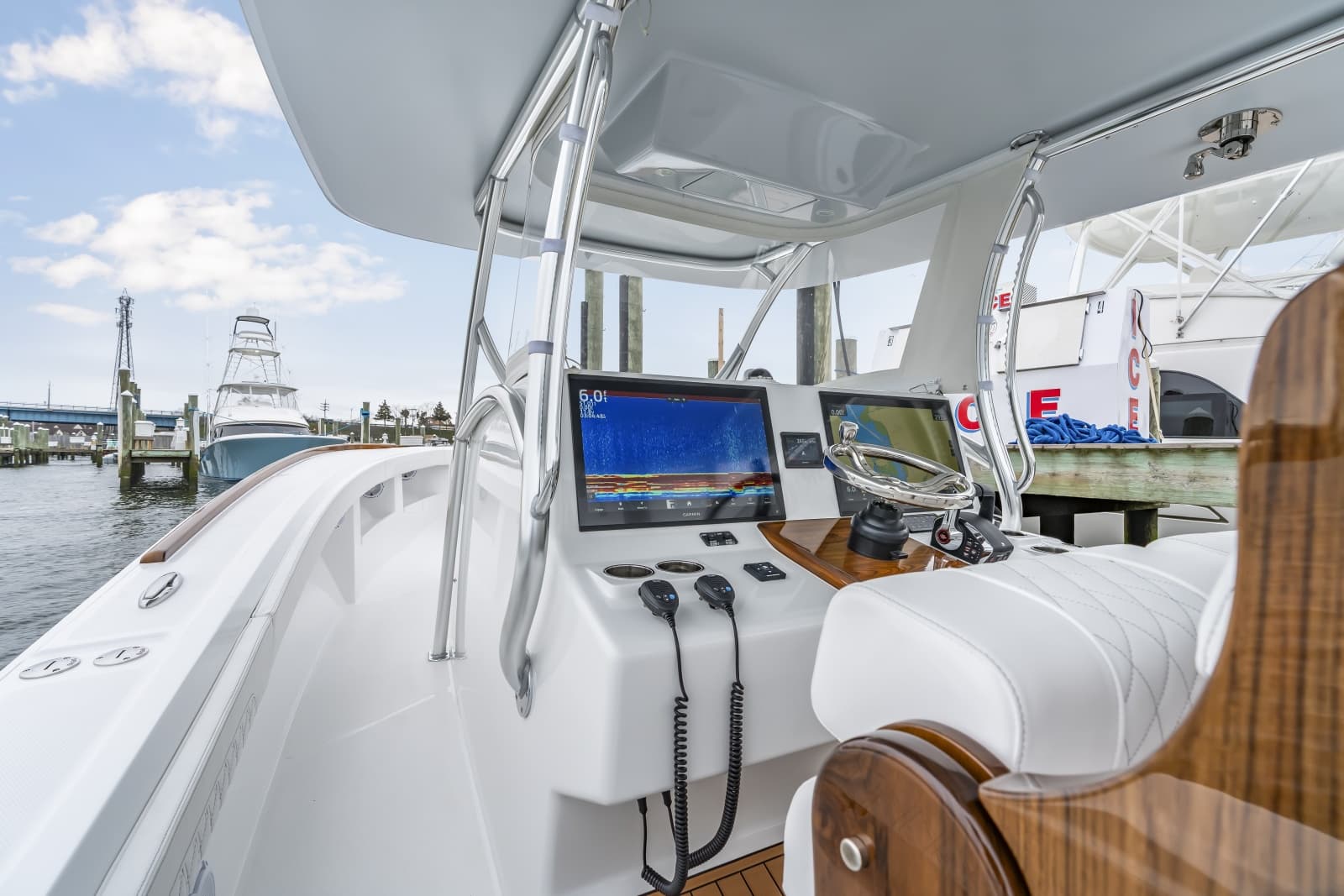 2026 Front Runner 39 Center Console - Photo 49