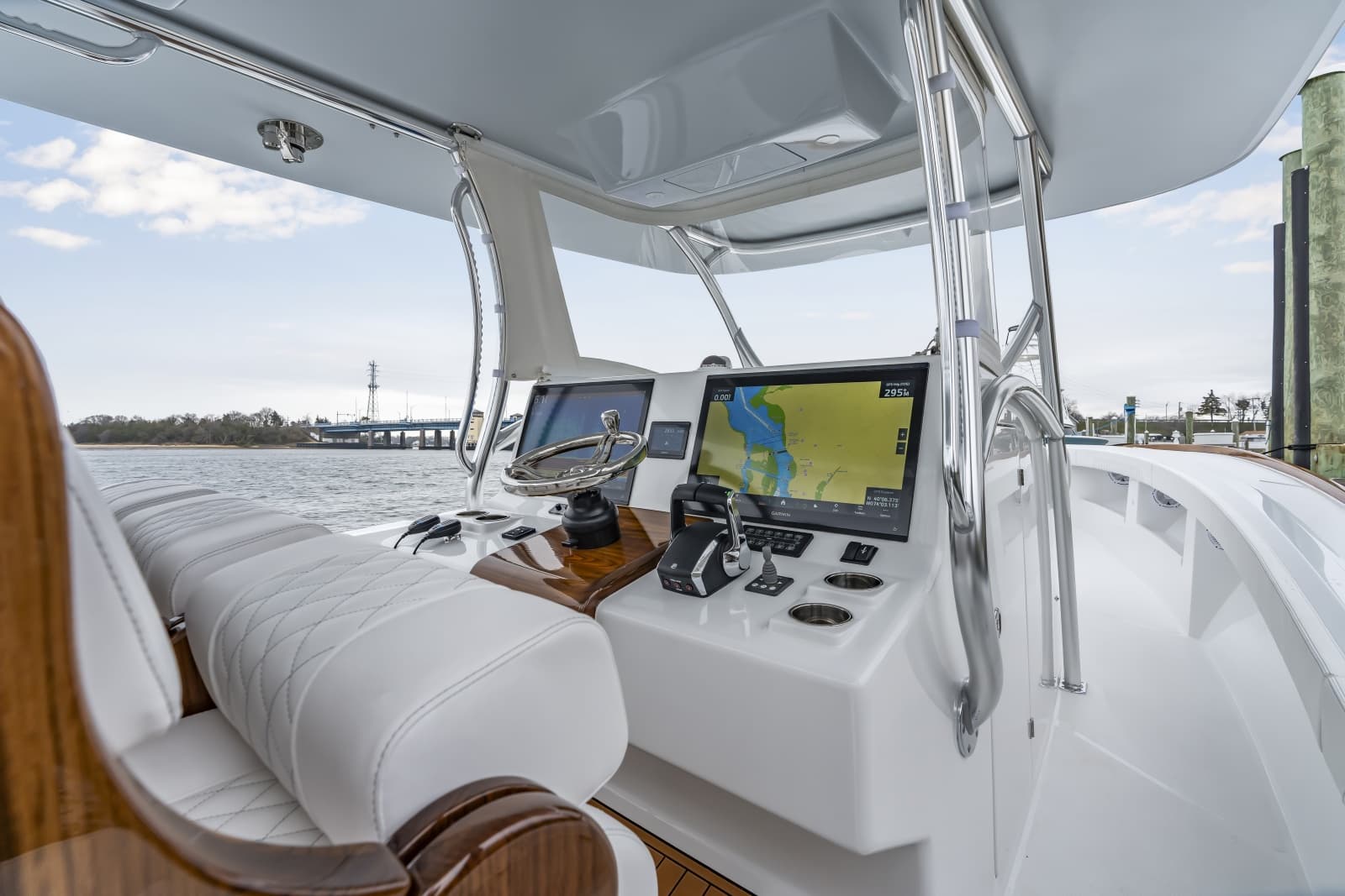 2026 Front Runner 39 Center Console - Photo 51