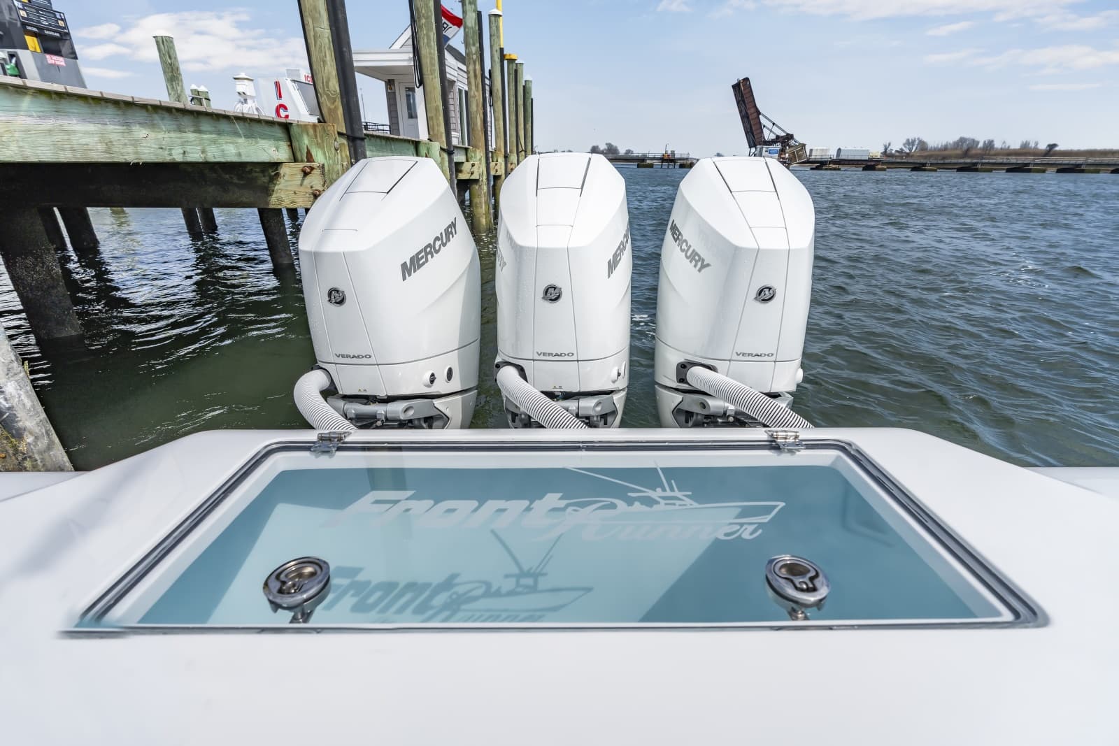 2026 Front Runner 39 Center Console - Photo 22