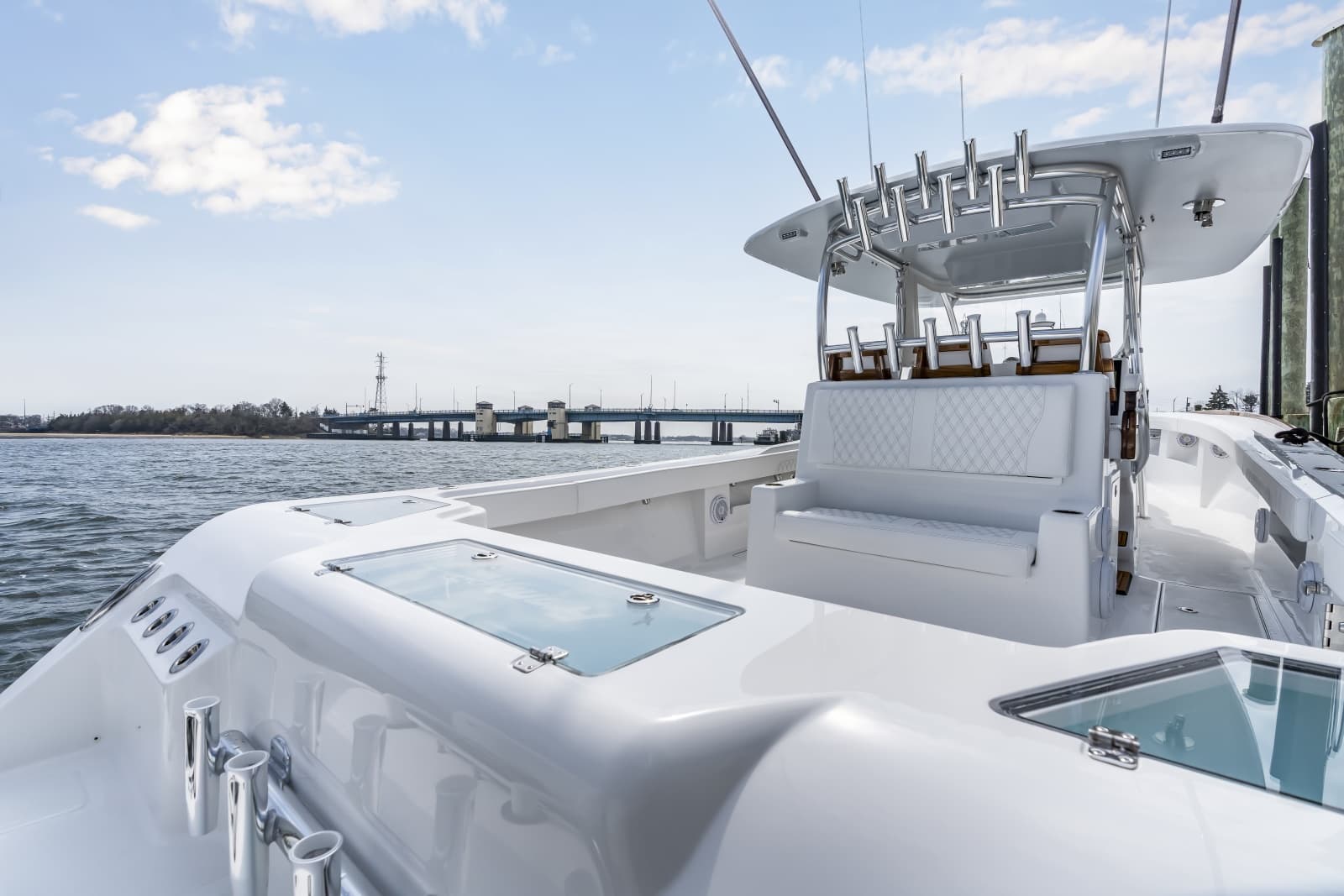 2026 Front Runner 39 Center Console - Photo 30