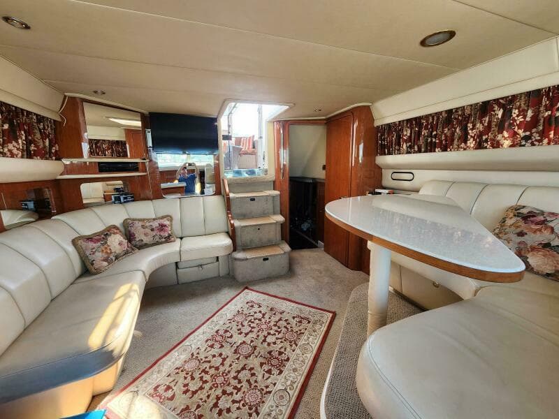 1999 Sea Ray 420 Aft Cabin