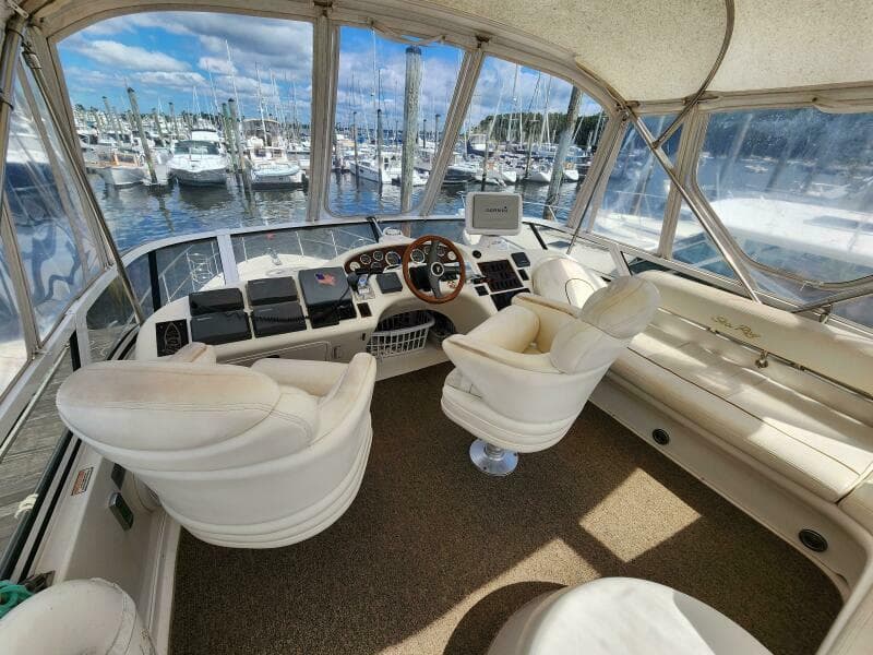 1999 Sea Ray 420 Aft Cabin