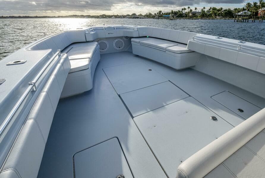 2024 Contender 44 ST