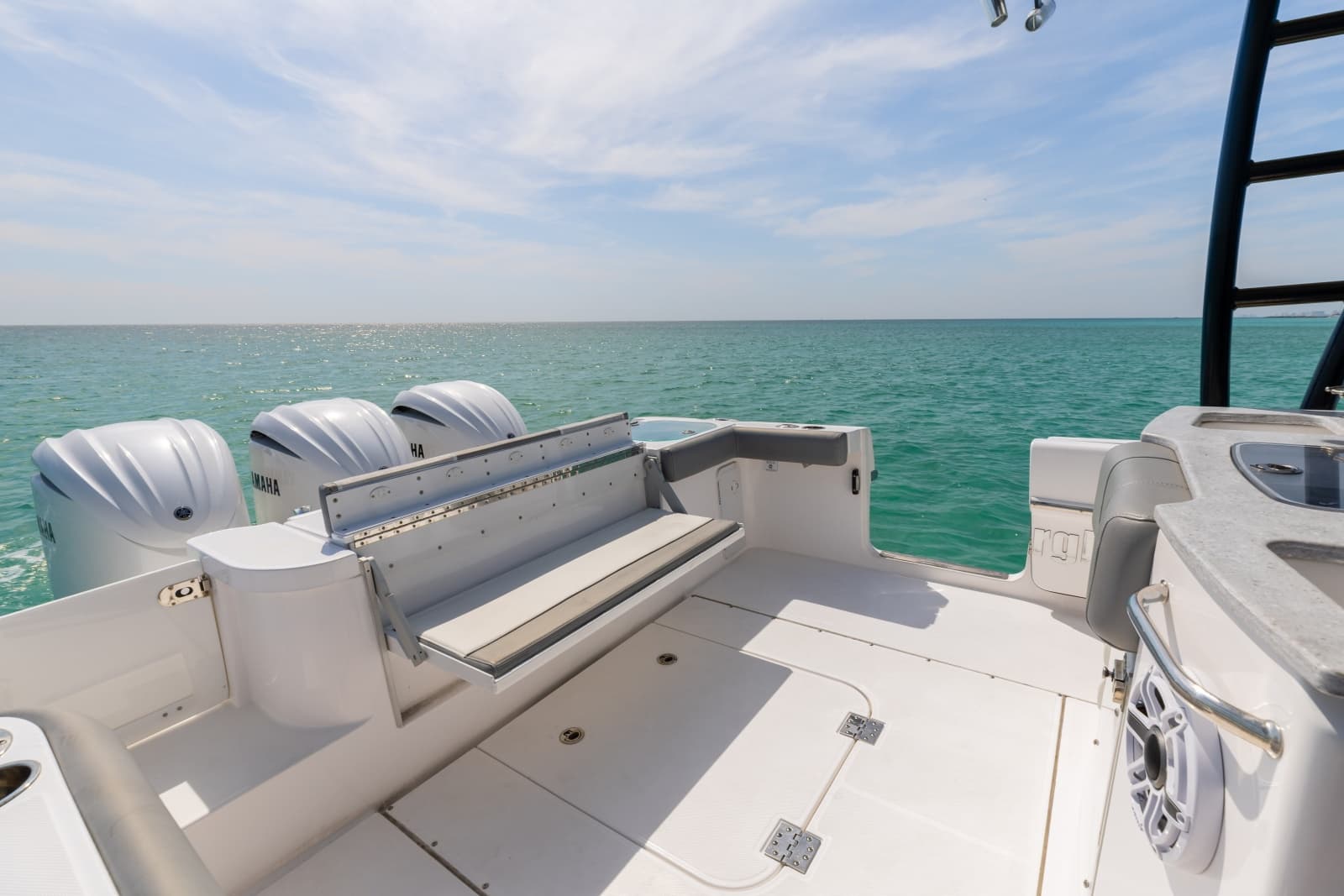 2023 Everglades 365 CC - Photo 5