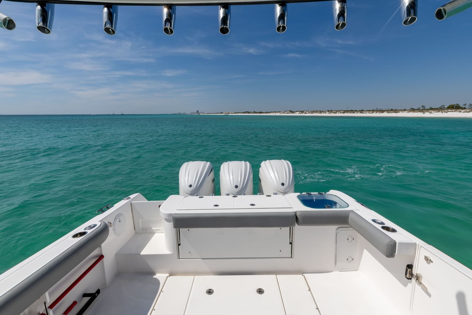 2023 Everglades 365 CC - Photo 11