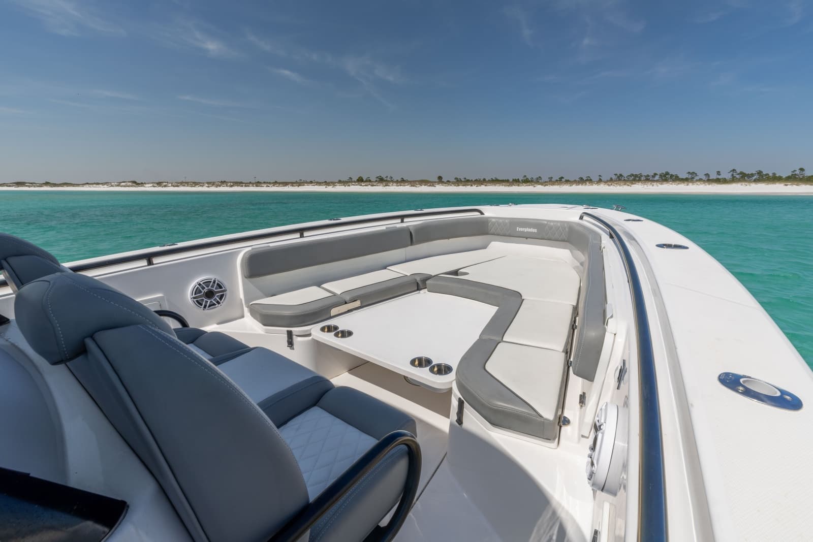 2023 Everglades 365 CC - Photo 6