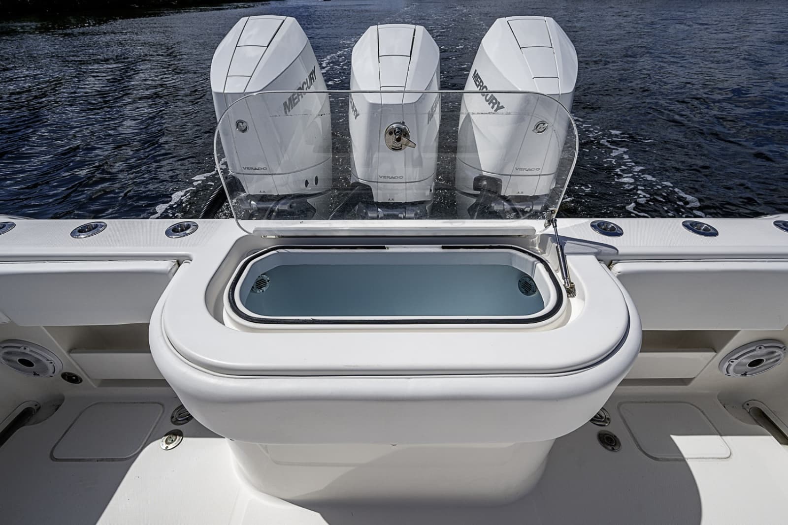 2015 Invincible 42 Open Fisherman