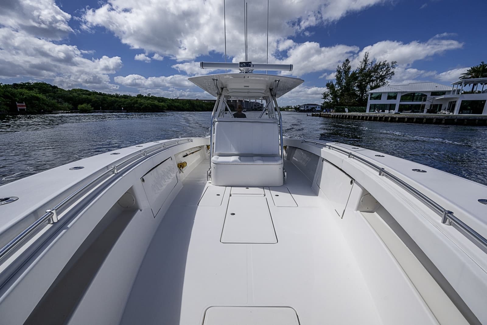 2015 Invincible 42 Open Fisherman