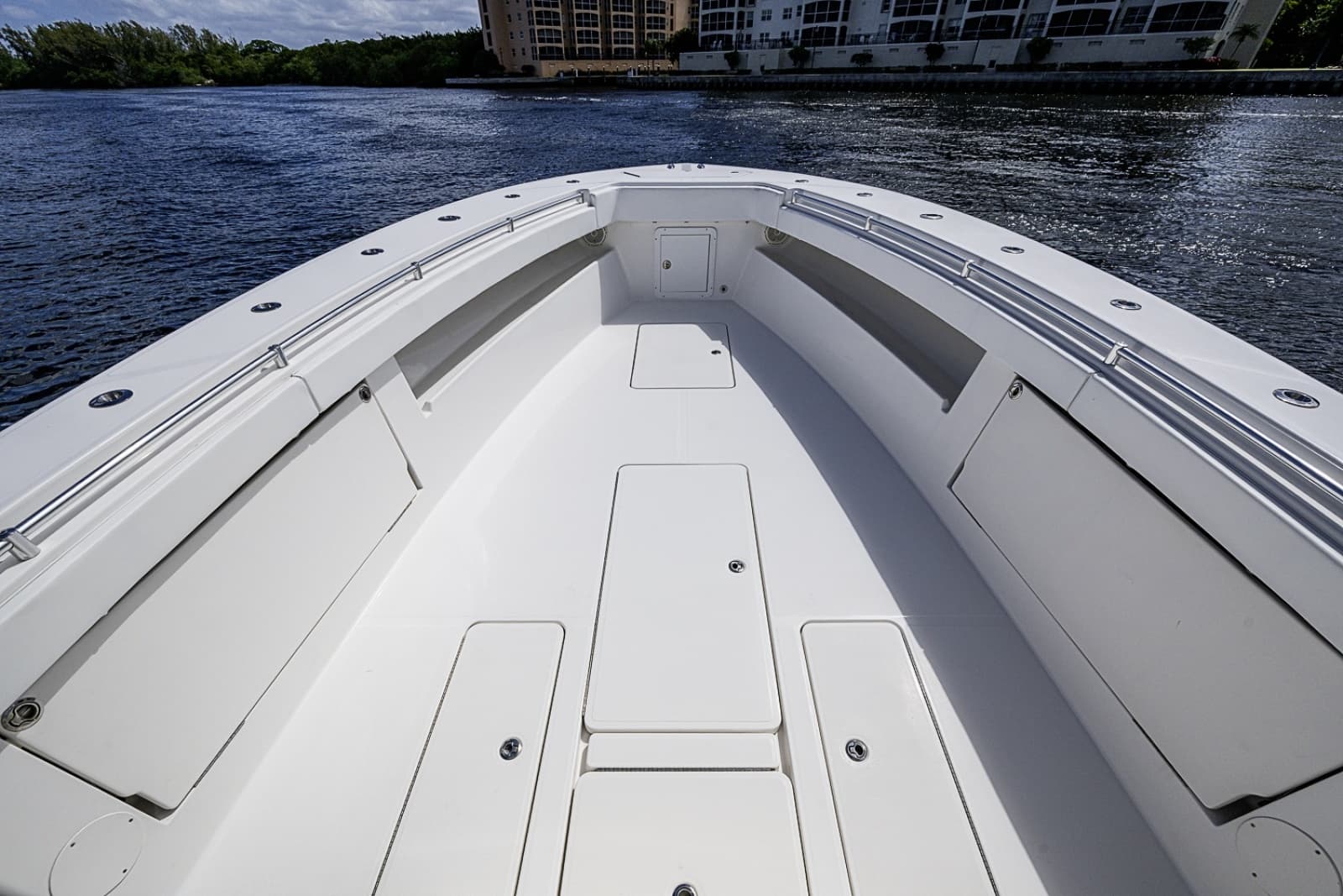 2015 Invincible 42 Open Fisherman