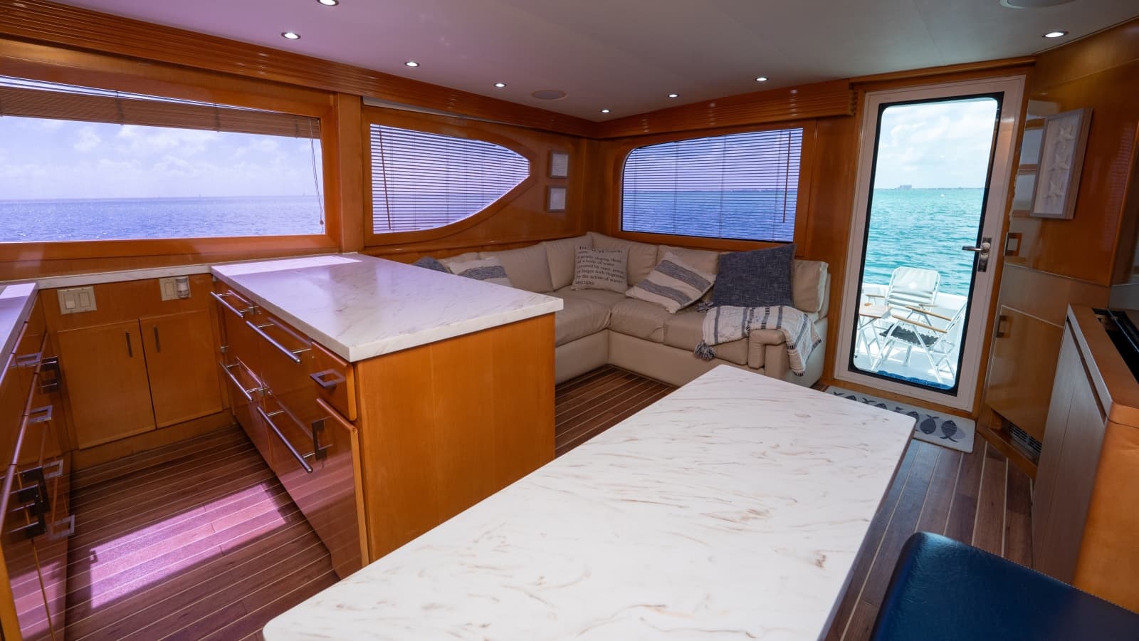 2000 Hatteras 50 Convertible