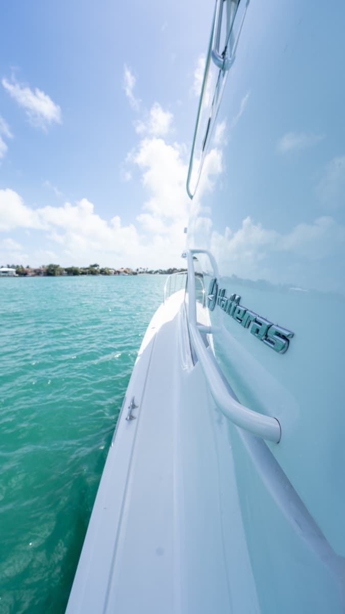 2000 Hatteras 50 Convertible