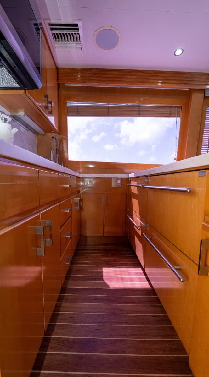 2000 Hatteras 50 Convertible