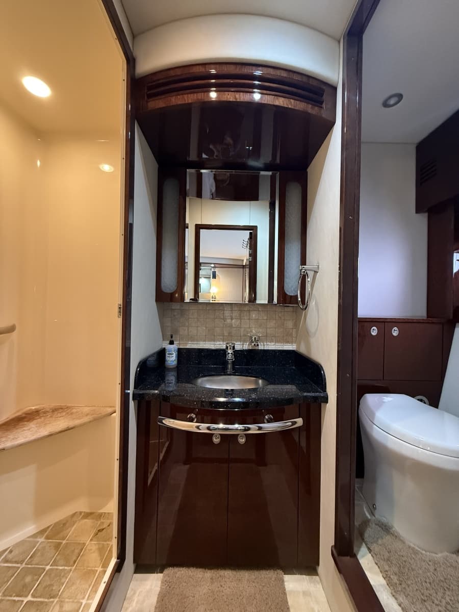 2009 Sea Ray 60 Sundancer - Photo 59