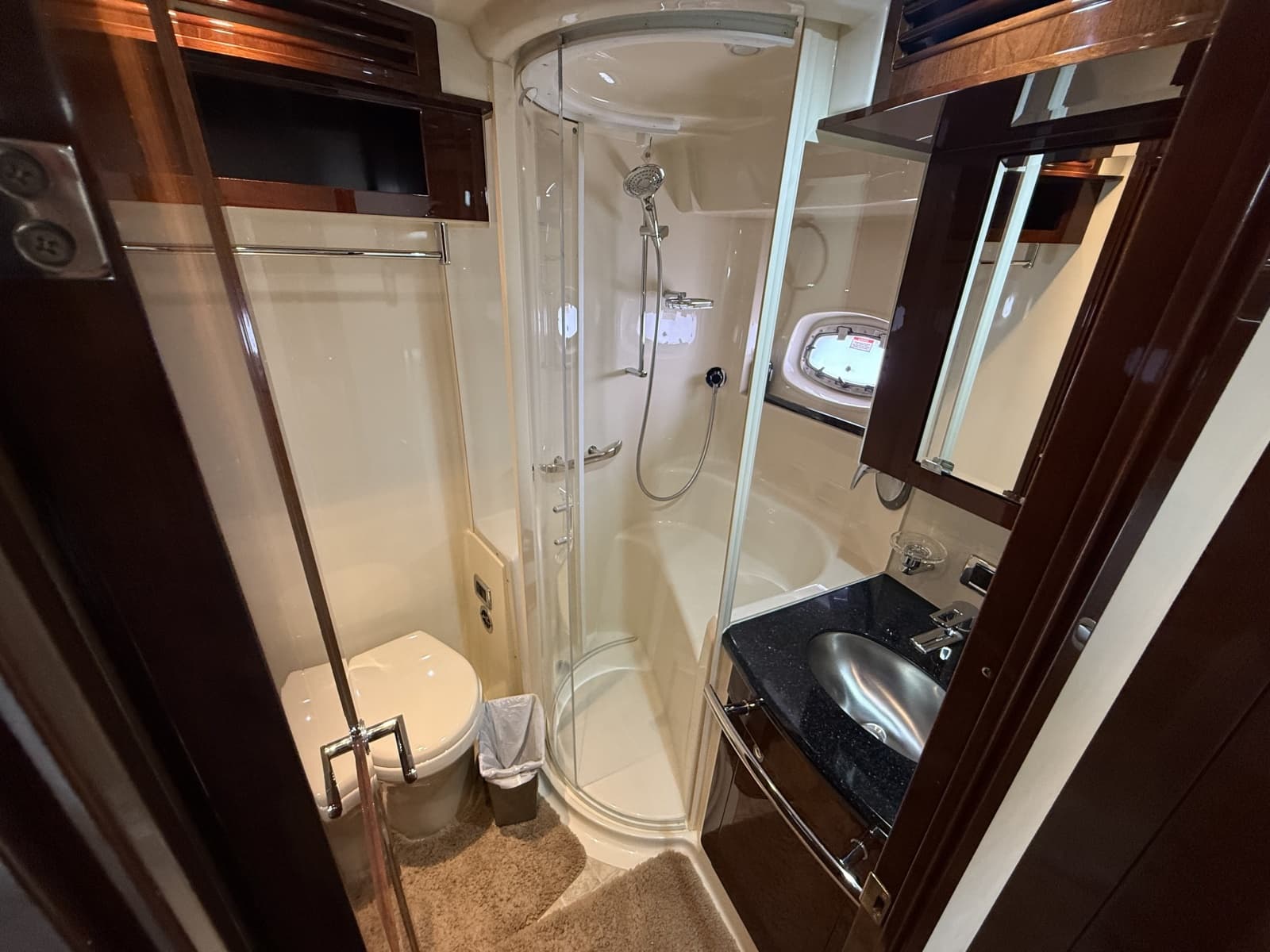 2009 Sea Ray 60 Sundancer - Photo 47